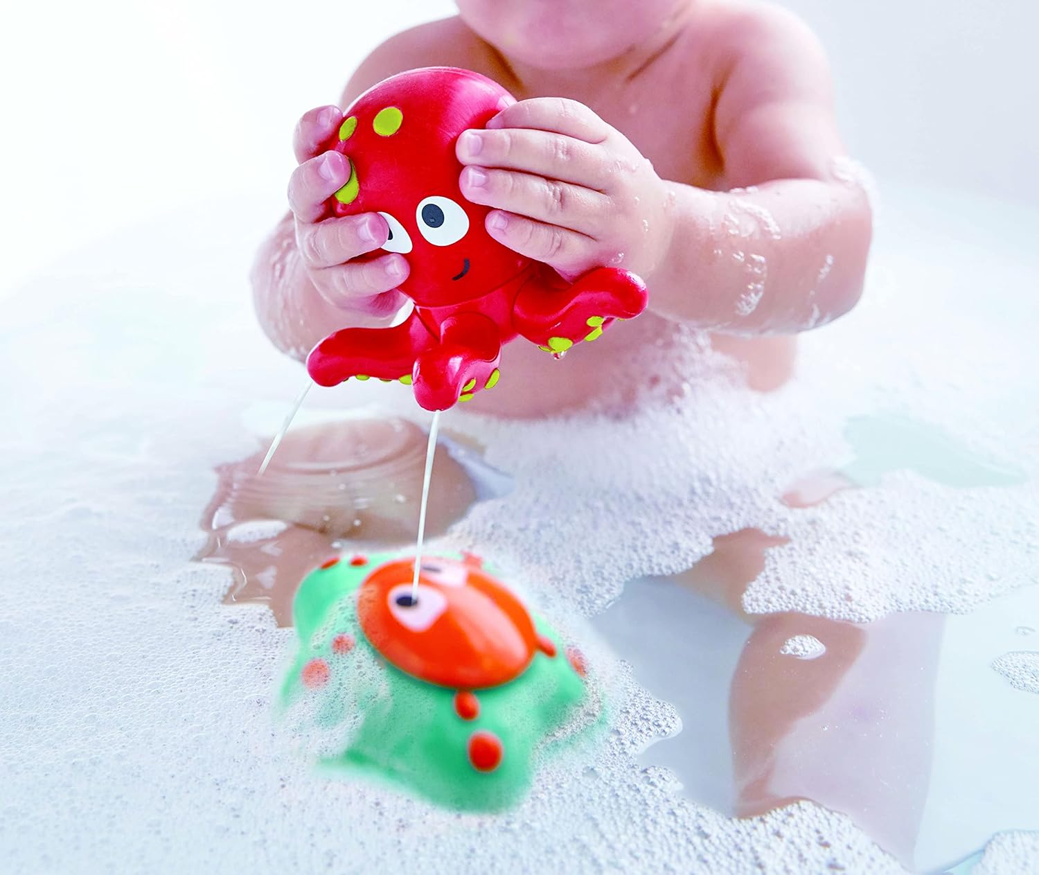 Hape Ocean Floor Squirters Bath Toy | Fun & Safe Water Squirting Sea Animals for Toddlers 18M+ | Interactive Floating Baby Bath Toys | Easy to Clean & Mold-Free image number 4