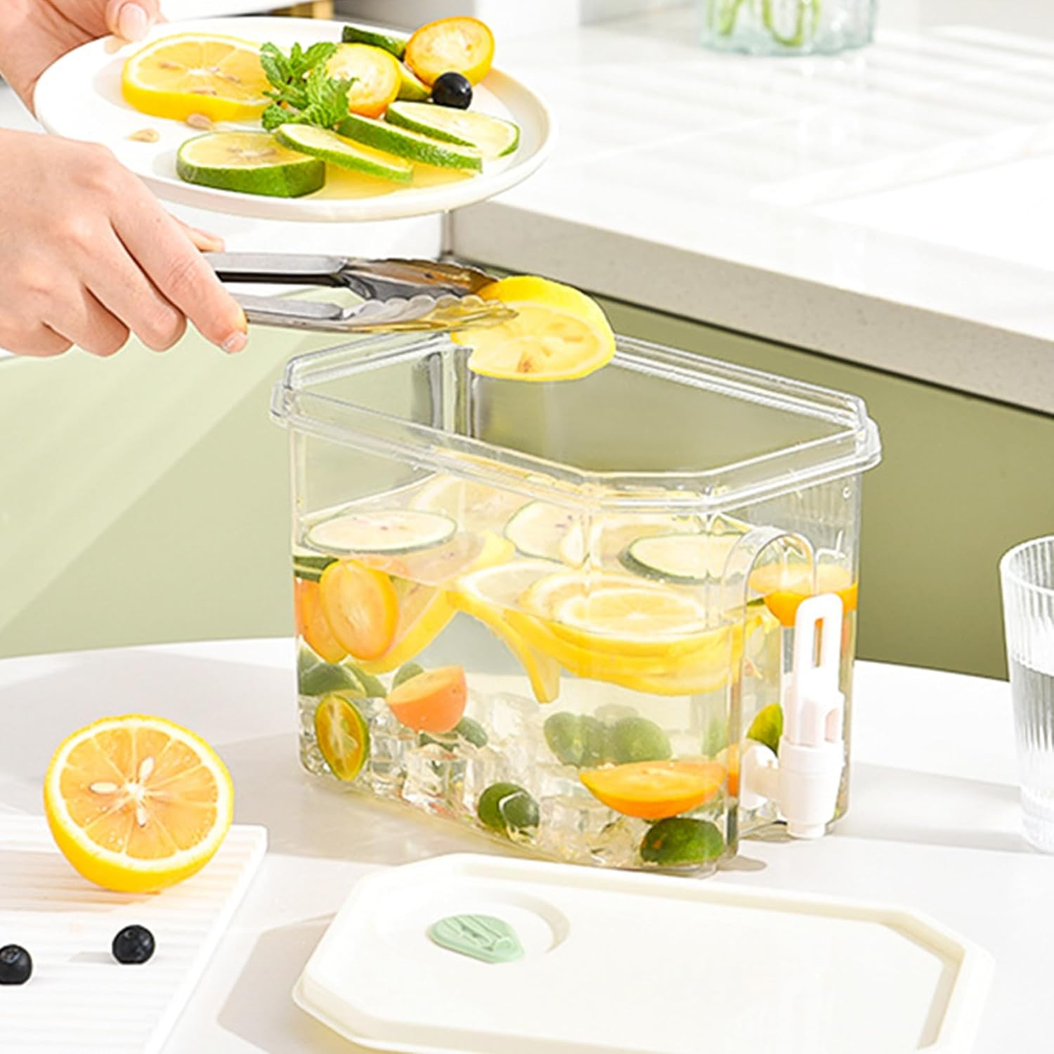 Refrigerator Cold Kettle,3.5 L Drink Dispenser,Beverage Dispenser,Cordial Jug,Party Drink Dispenser with Tap,Fruit Juice,Tea Water Bucket,Suitable Forparty, Refrigerator, Kitchen and Outdoorpicnics image number 4