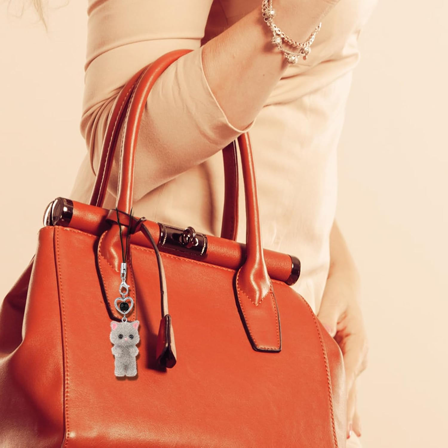 NQEUEPN 3Pcs Cute Cat Phone Charms, Kawaii Cat Phone Charm Y2K Fluffy Phone Charm Aesthetic Cute Cat Mobile Phone Pendant for Mobile Phone Camera Keychain Bag Decoration Supplies