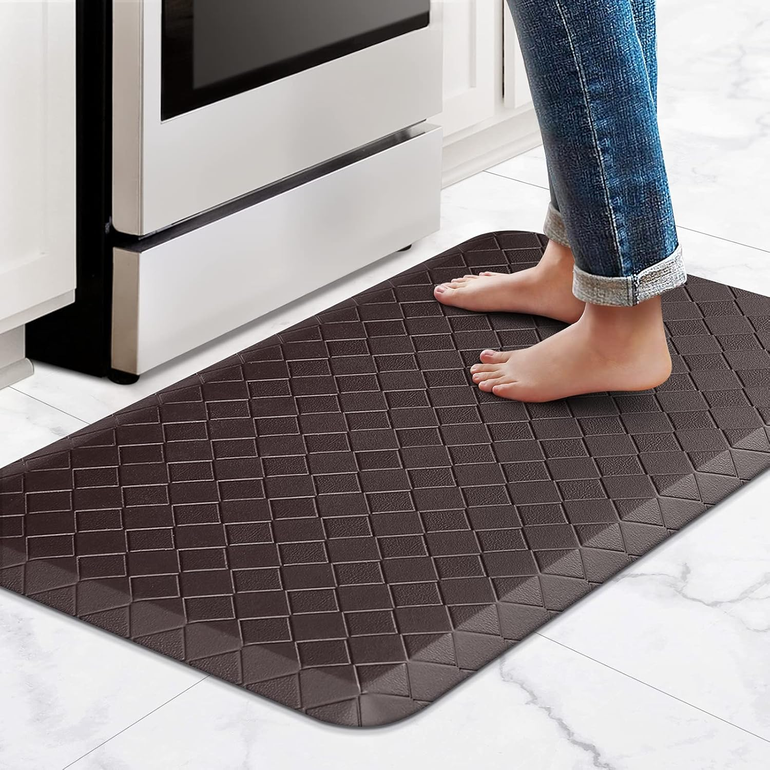 Happytrends Kitchen Mat Cushioned Anti-Fatigue Kitchen Rug,17.3"X39",Thick Waterproof Non-Slip Kitchen Mats and Rugs Heavy Duty Ergonomic Comfort Rug for Kitchen,Floor,Office,Laundry,Chocolate