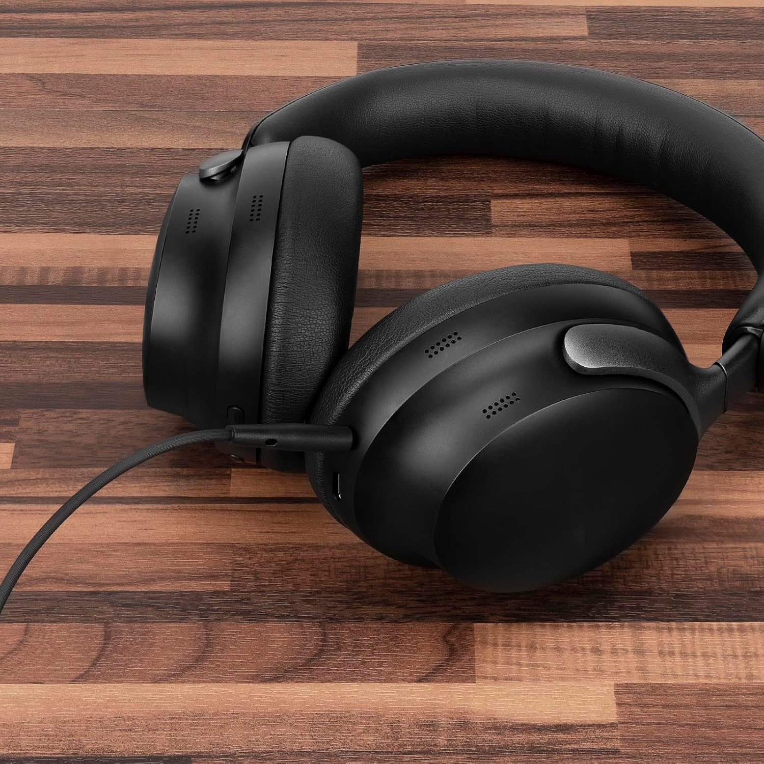 Geekria Audio Cable Compatible with Bose QC Ultra, Quietcomfort, QC SE, QC 45, QC 35 II, QC 35, Headphones 700 Headphones Cable, 2.5Mm to 3.5Mm Replacement Stereo Cord (4 Ft/1.2 M) image number 2