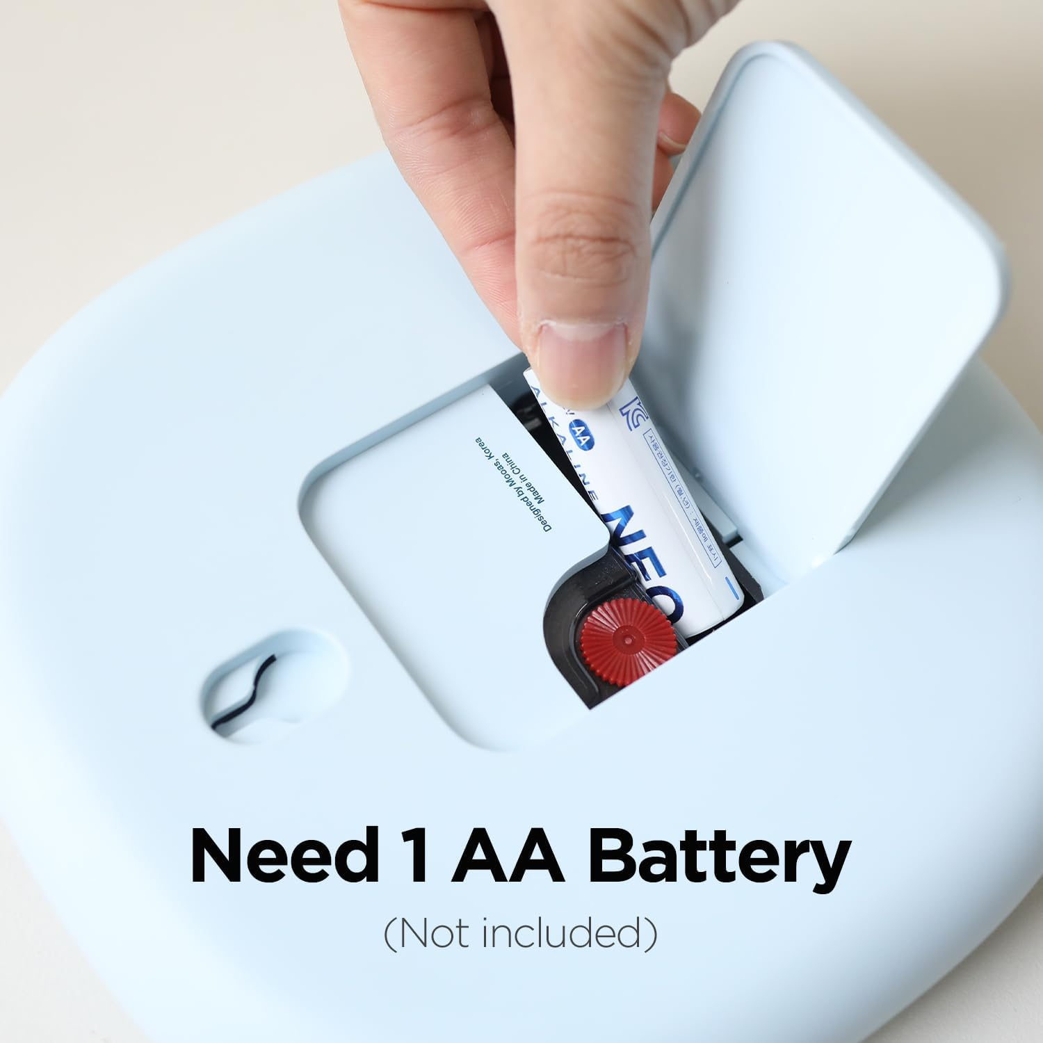 Mooas Cute Mini Analog Marshmallow Clock 6.9 Inch Aesthetic Small Silent Bedside Desk Clock Battery Operated Non-Ticking Shelf Clocks for D&eacute;cor Livingroom Bedroom Kitchen Desktop Gift Clock(Yellow)