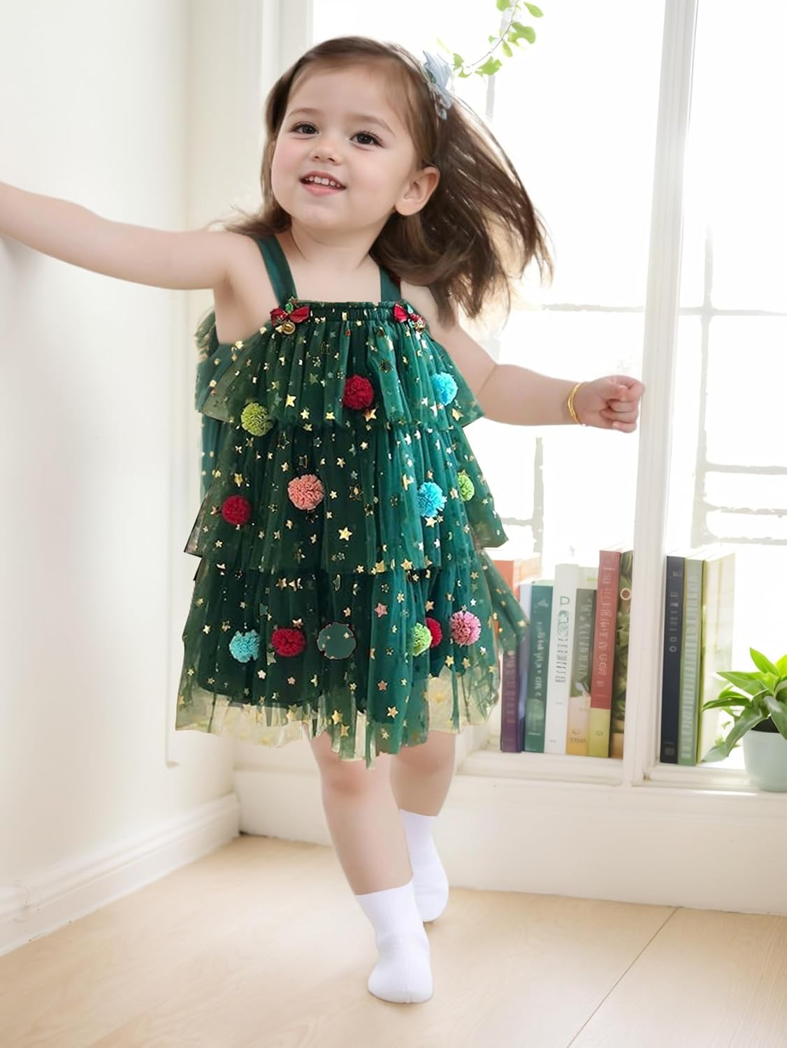 Noubeau Toddler Baby Girl Christmas Dress Star Sequin Layered Green Tutu Dresses Pompom Cake Smash Xmas Clothes image number 6