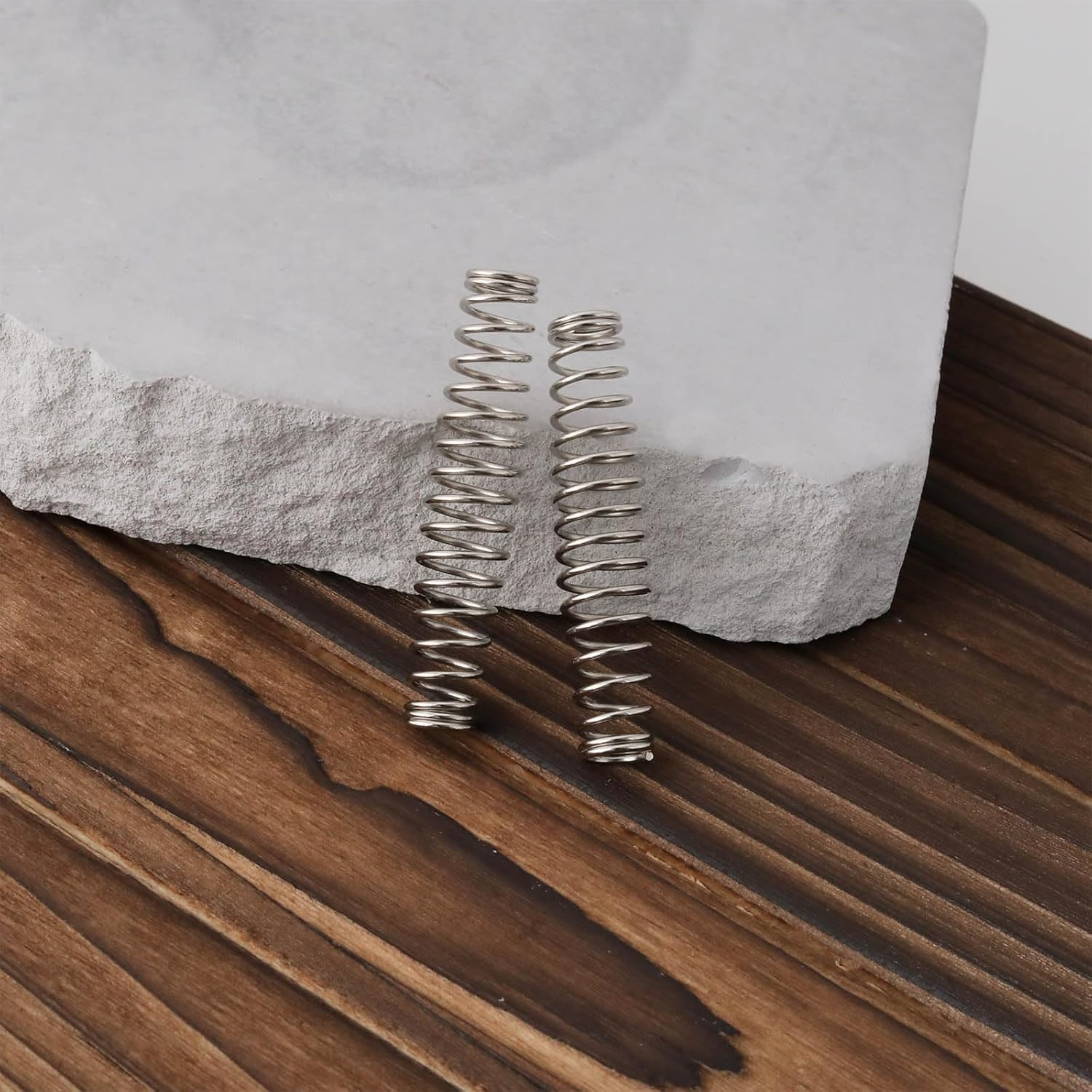 10Pcs Pruning Shears Spring Stainless Steel Replacement Part Precision Pruning Shears Springs Gardening Scissors Springs Pruning Tool Parts for Garden Clippers Trimmers 5X1Cm image number 6