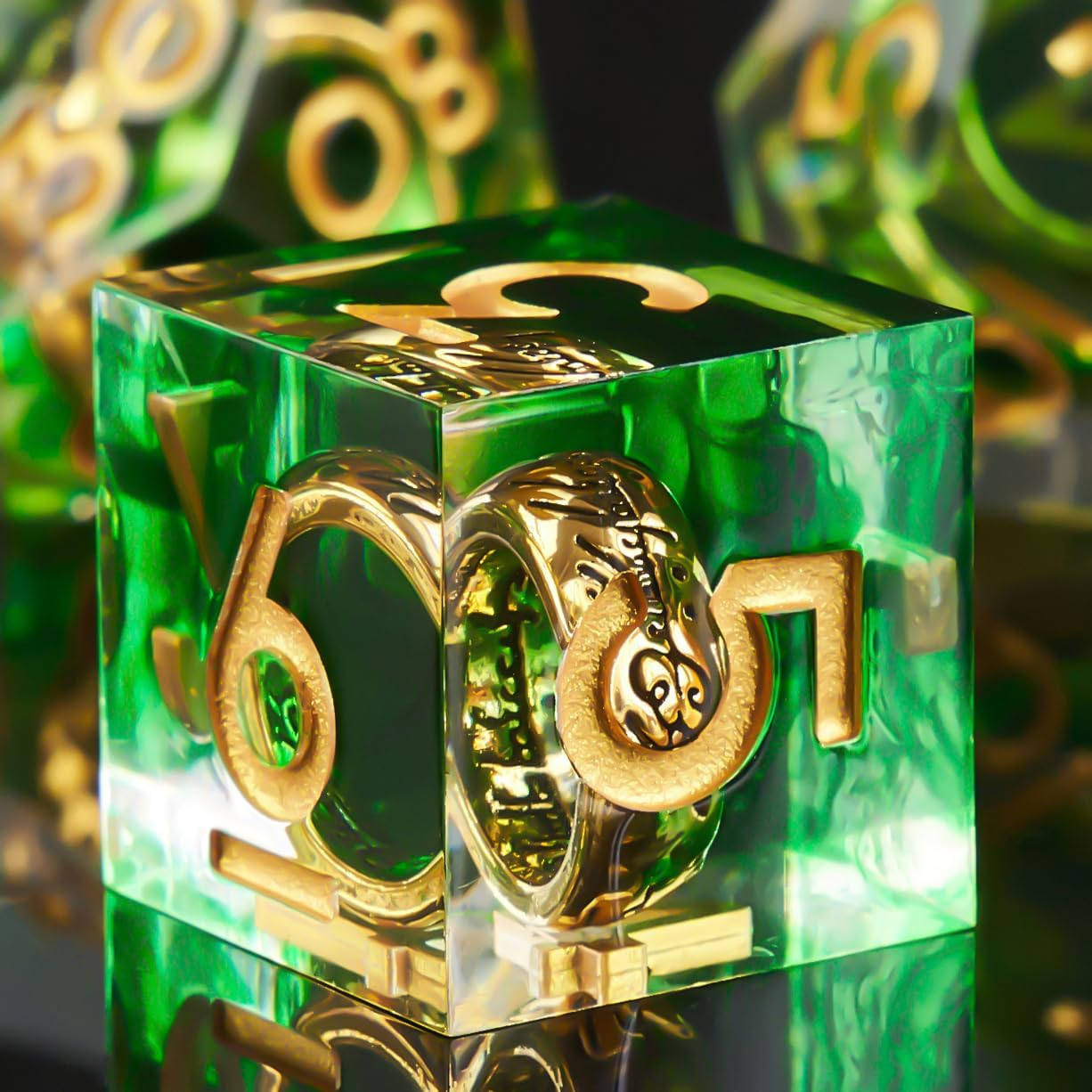 Role Dice DND Dice Set, Lord of the Rings Dice Set for Role Playing Dungeons and Dragons Ttrpg with Gift Box, 7Pcs Sharp Edge D&D Dice Handmade Resin Dice RPG Games Dice Set(Green)