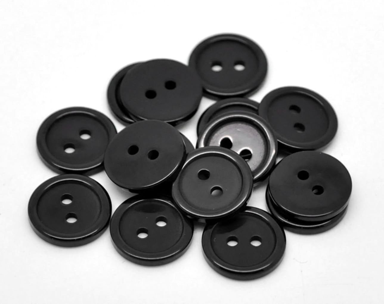 50 X White round Ridge 15Mm Resin Buttons with 2 Sewing Holes. for Clothes Kniting and General Arts and Crafts (White, 15Mm)