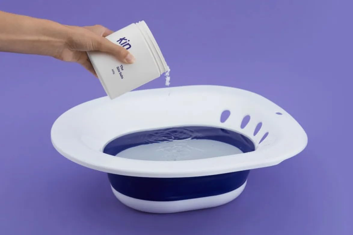 Kin Sitz Tub Postpartum Sitz Bath for Toilet, Large Capacity, Anti-Overflow, Portable, Private Care Washing for New Mums, Ideal for Pregnant & Postpartum Women image number 3