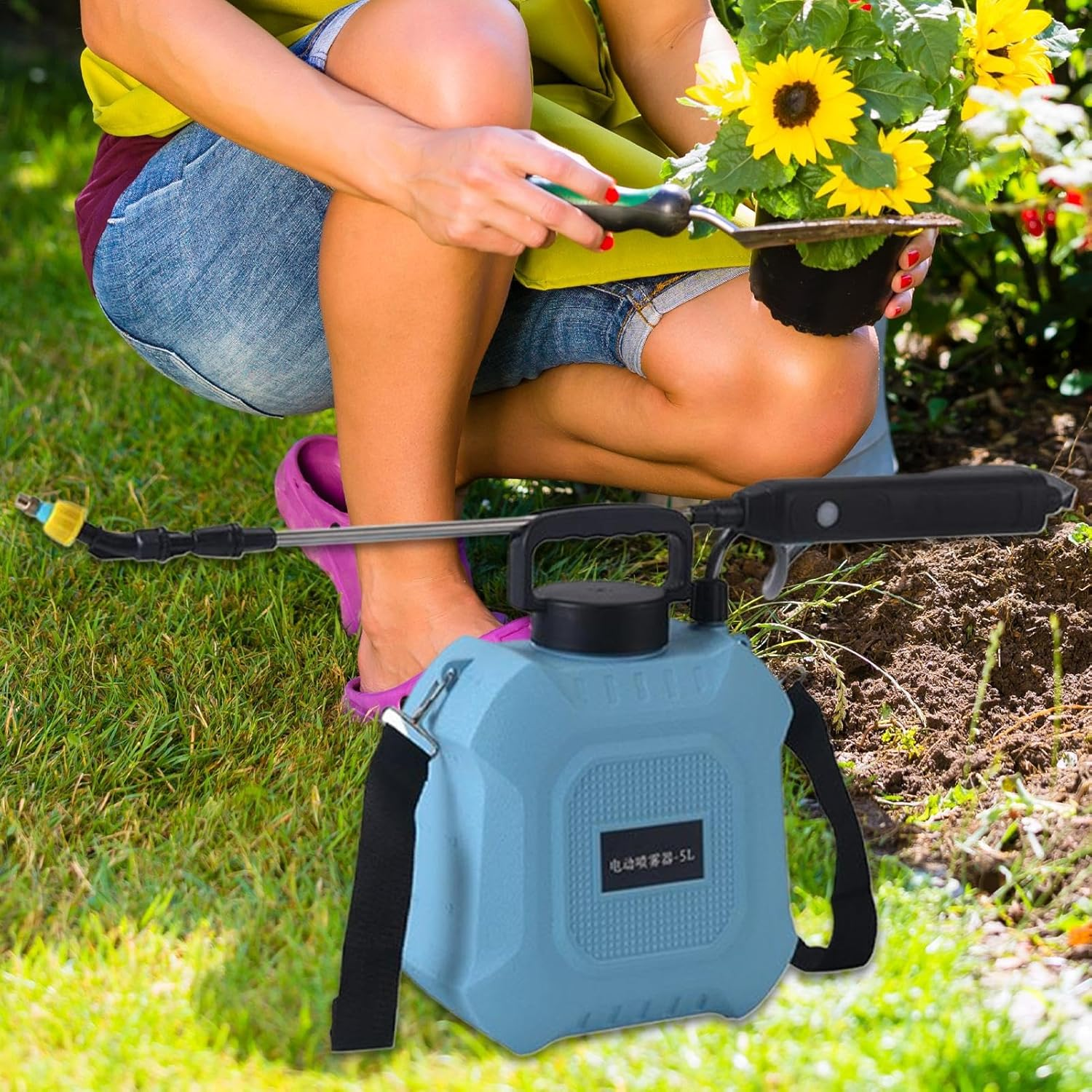 Electric Backpack Sprayer,Type-C Rechargeable Battery Sprayer | Gardening Supplies with 3 Nozzles for Watering Fertilizing Cleaning Fumigation Farm Greenhouse Landscaping Yard