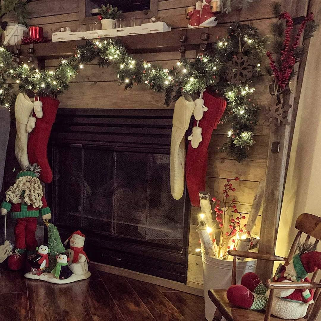 Fesciory 4 Pack Christmas Stockings 18 Inches Large Size Cable Knitted Stocking Gifts & Decorations for Family Holiday Xmas Party, Ivory White and Burgundy - Burgundy,Ivory image number 5