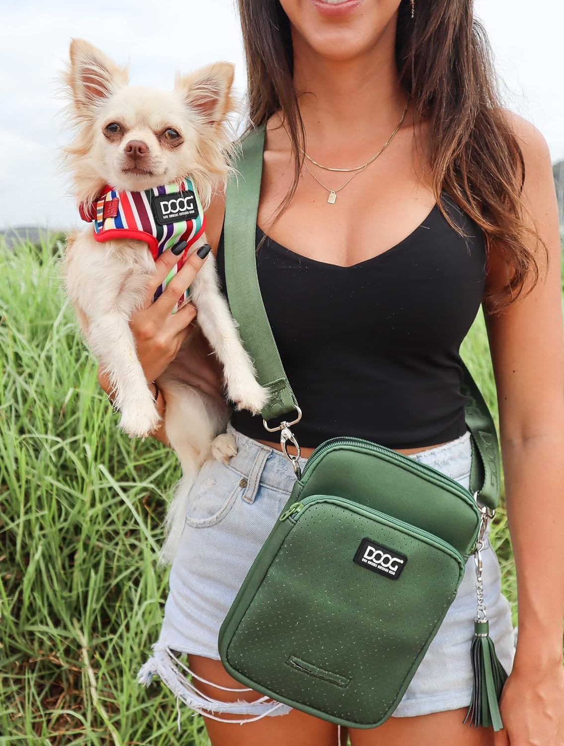 DOOG | Walkie Bag | Adjustable Shoulder Bag with Poo Bag Compartment and Water Bottle Compartment | Neaosport Black (NSWB01) - Green image number 4