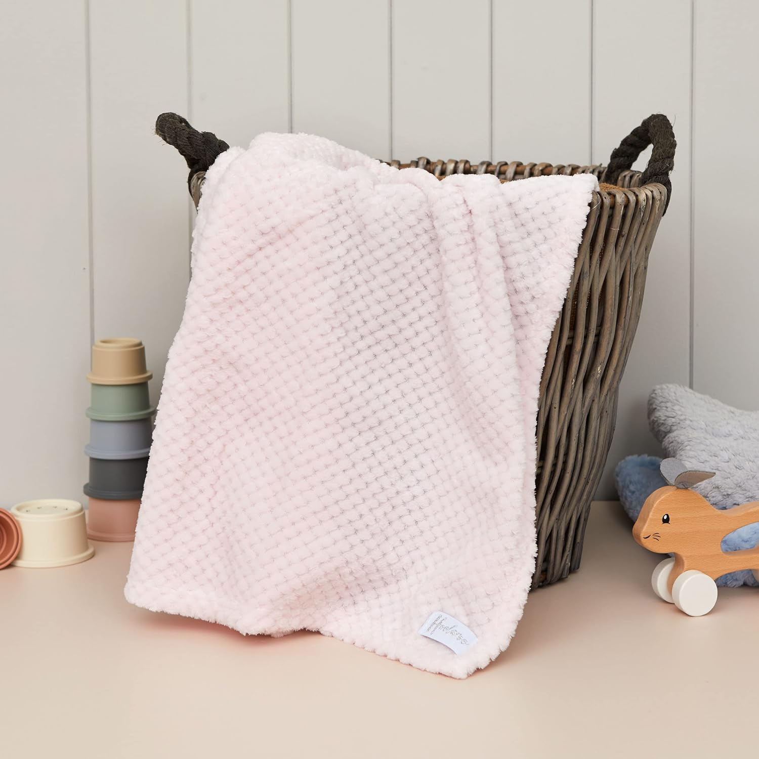 Hoolaroo Baby Blanket New Baby Girl Gifts Newborn Box Fleece Blanket, Pink Deer Fawn Comforter, Knit Booties, Hamper Suitcase Pink Gifts Present Girls - Blue Elephant image number 7