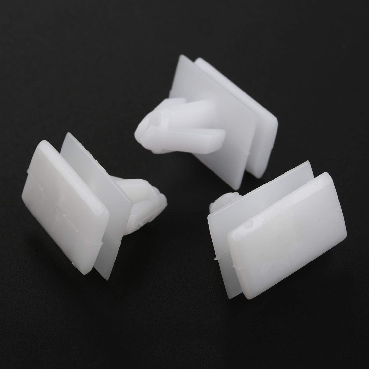 Mtsooning 15PCS Rocker Panel Moulding Rivets, White Nylon Moulding Clips, Side Skirt Sill Fasteners, Universal Car Retainers Compatible with Buick Excelle GM Cadillac Chevy Avalanche 25693852