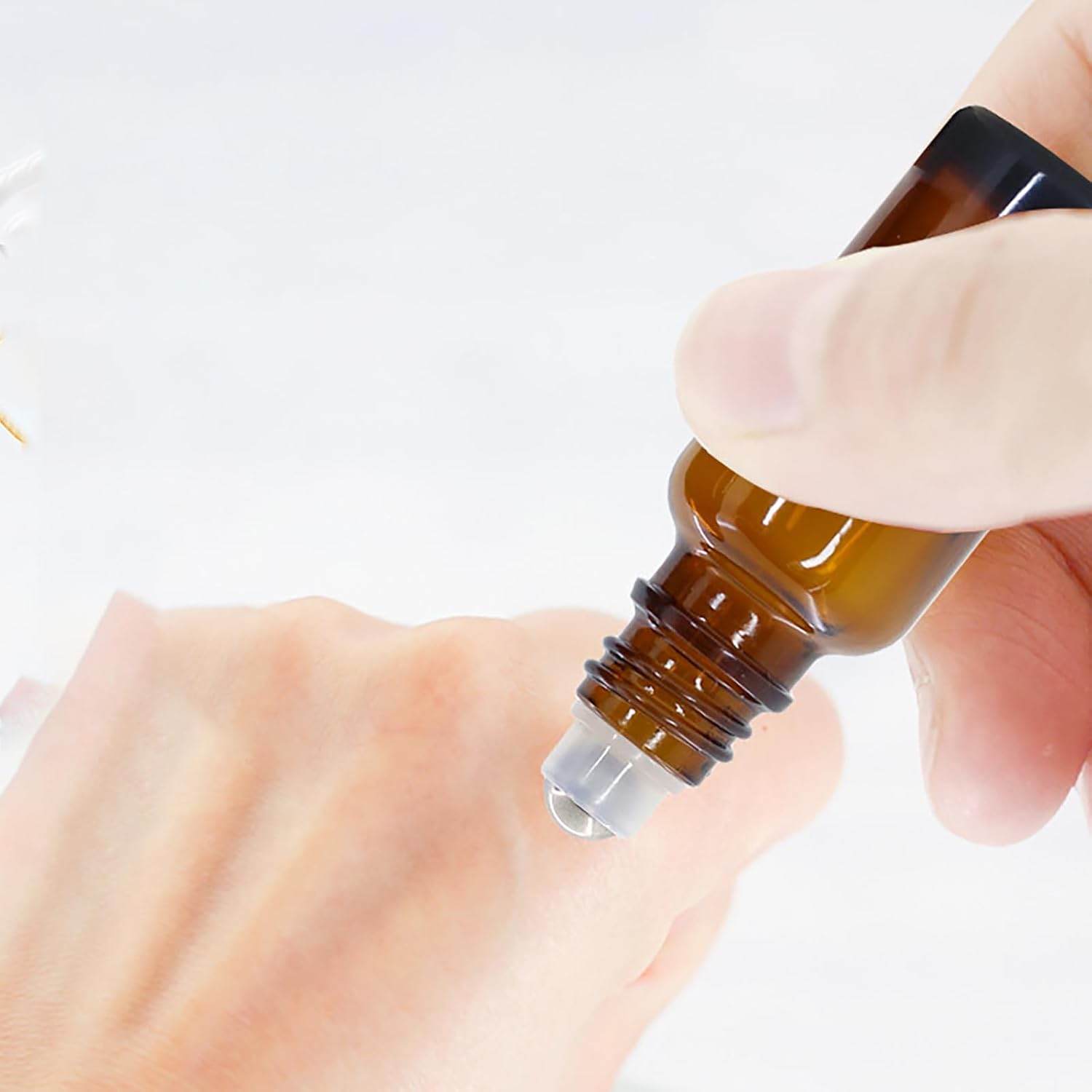 2 PCS 15Ml Rollerball Oil Dispenser Dark Glass Vials with Roller Ball Applicator Empty Roller Bottles for Castor Oil Eye Roller Containers image number 3