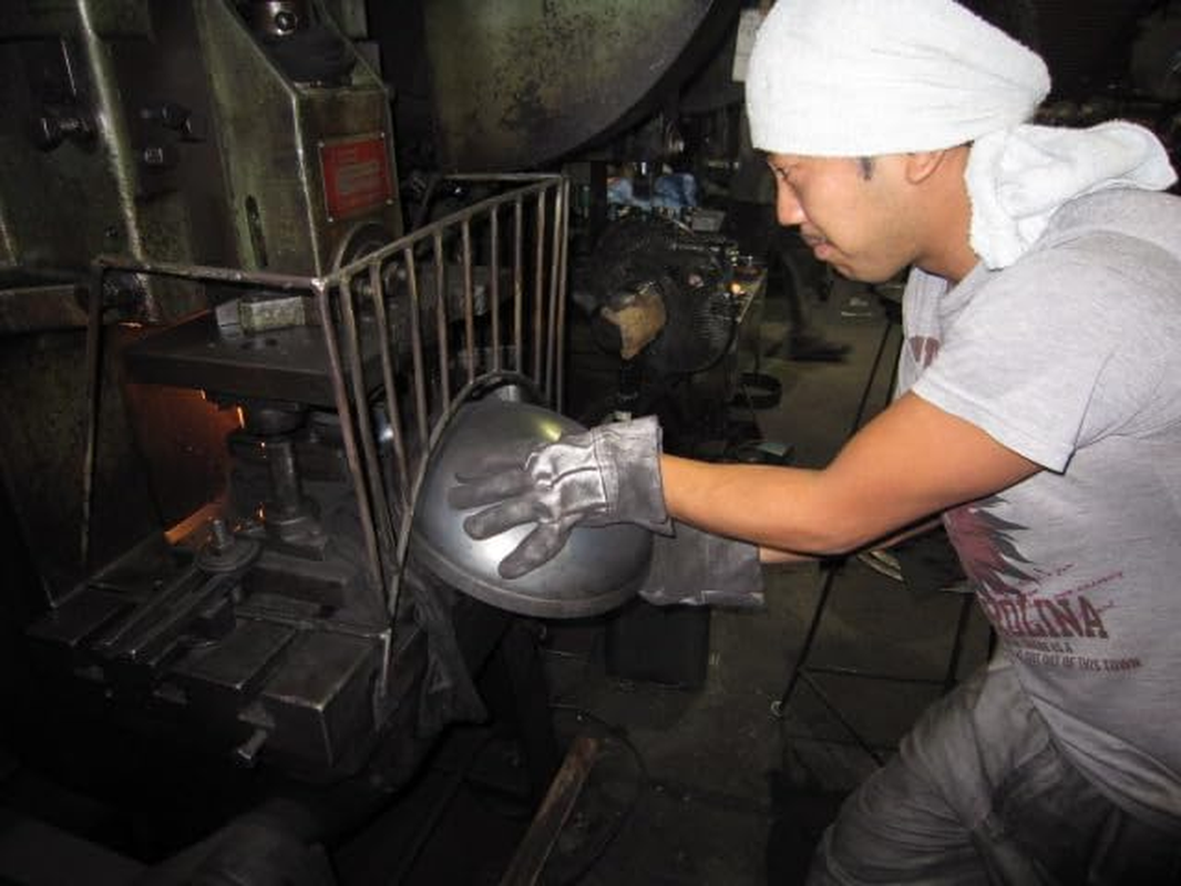 Advance Door Hanako+A Hammered Nitrided Deep Frying Pan 11.8 Inches (30 Cm), Black, Silver image number 4