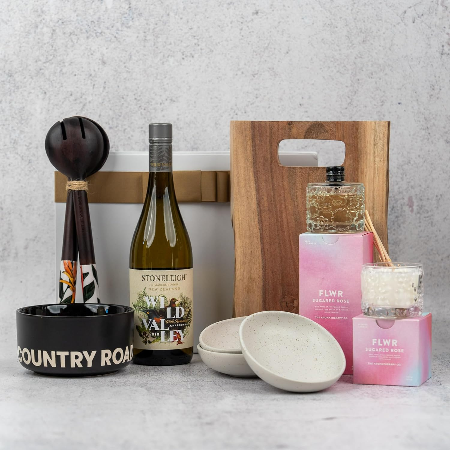Luxury Entertainer Gift Hamper - Aussie Gifting Ideas for Birthdays, Christmas, Mothers Day, Anniversaries - Includes Curated Wines, Elegant Serveware, and Aromatic Candle (Popular Red Wine) image number 4
