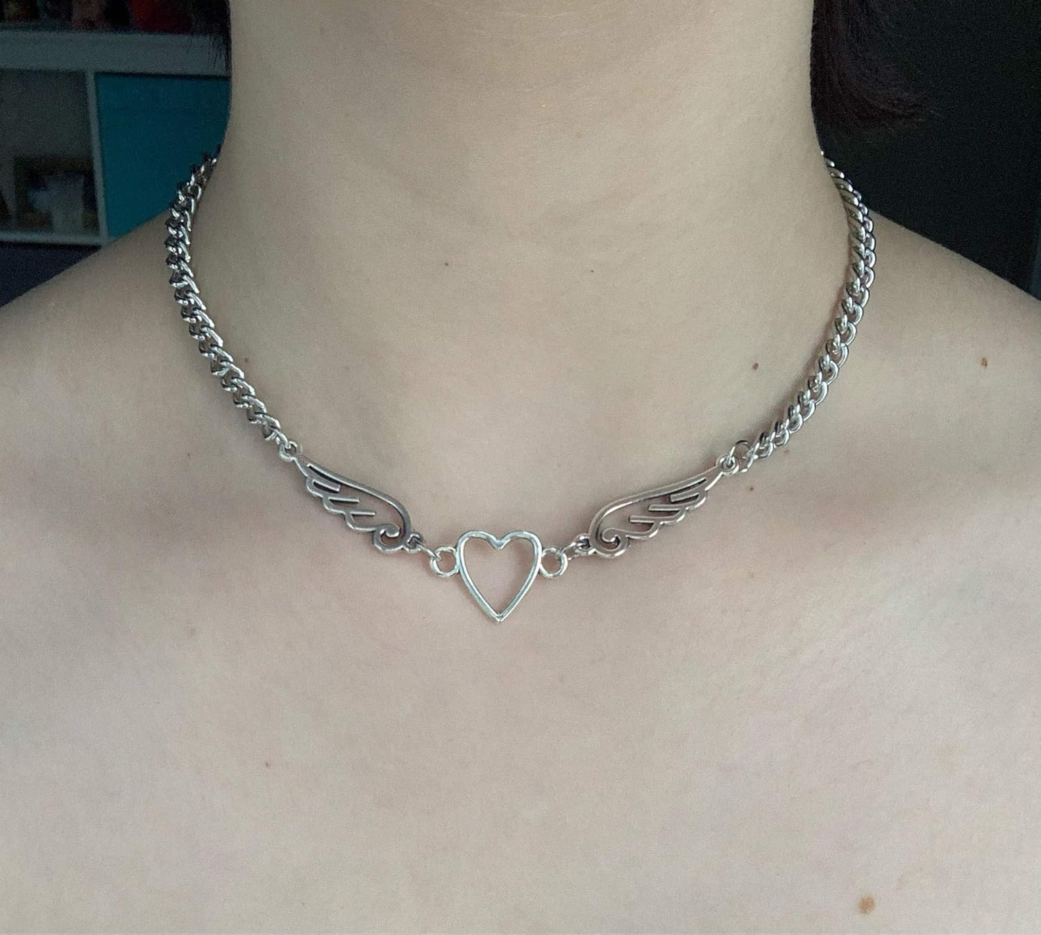 Angel Heart Wing Choker Gothic Indie Stuff Y2K Hollow Out Pendant Chain Necklace for Women Men, Metal