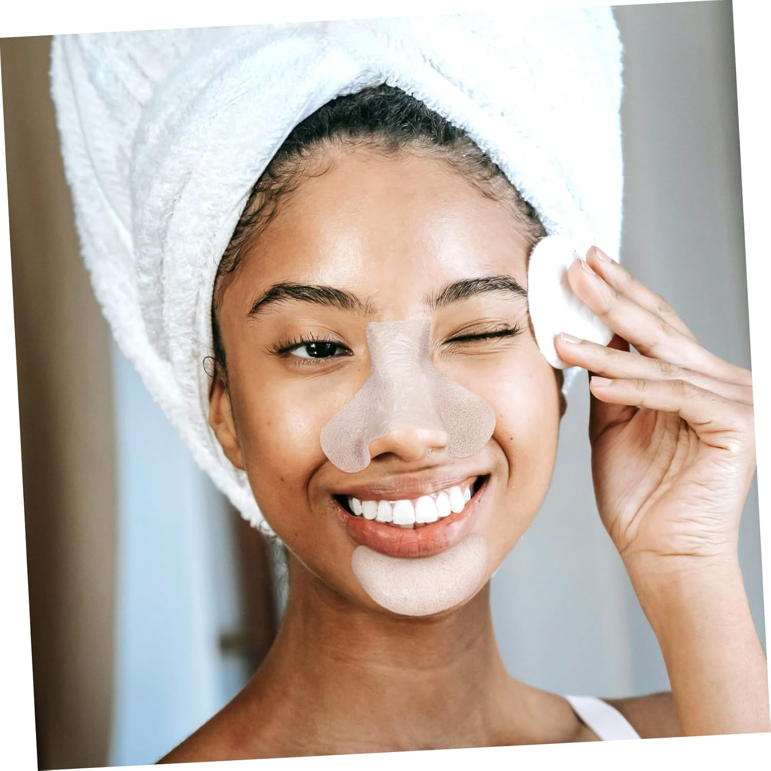 Healeved 200 Pcs Gentle Cotton Nose Patches for Blackhead Removal Soft Cleansing Pads with Fit for Nose and Chin Multi Purpose Facial Strips for Pore Care and Skin Cleansing image number 6