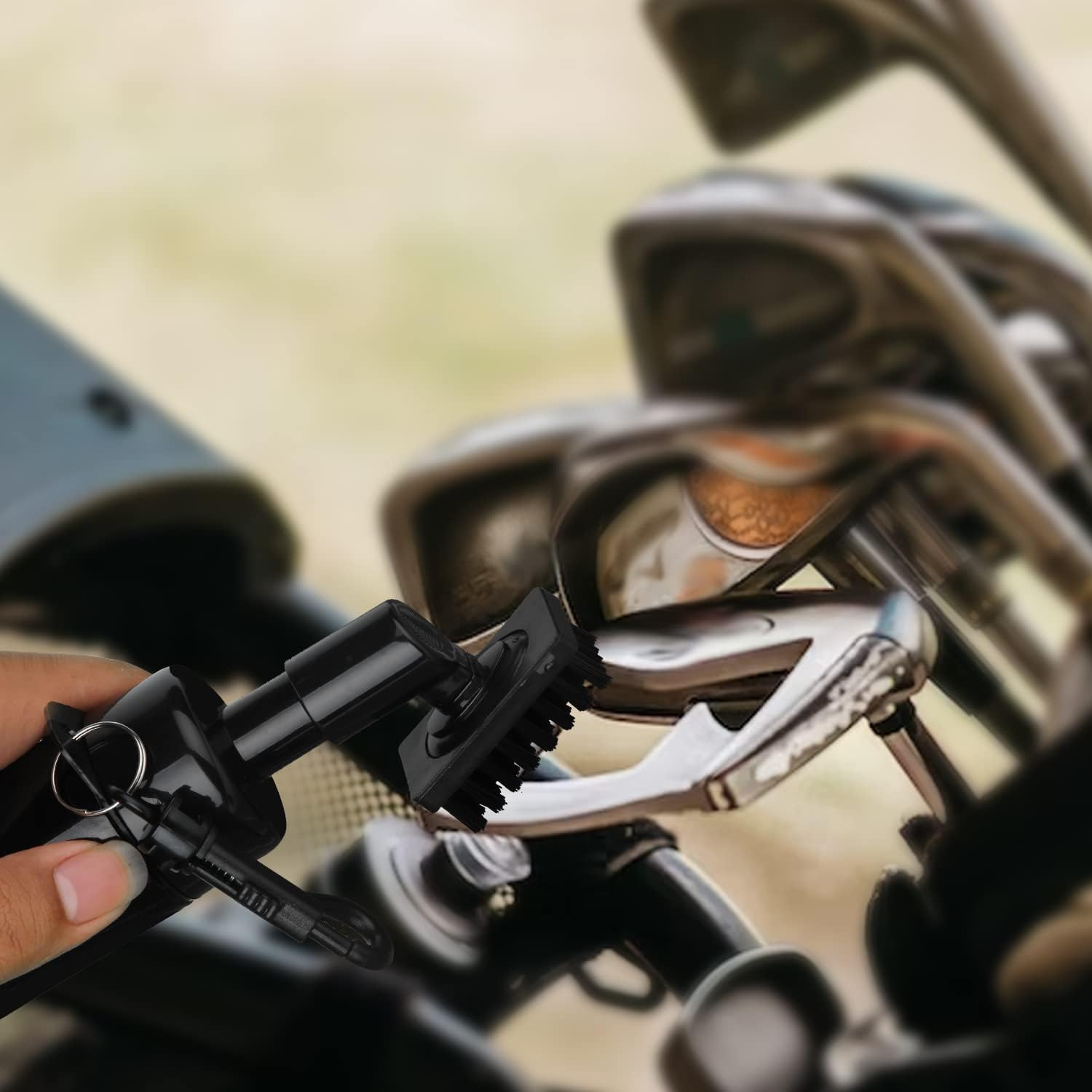 SAVITA Golf Club Cleaning Brush with Nozzle, Lightweight Portable Water Spray Golf Cleaning Tool Long-Lasting Nylon Golf Brush Cleaner Brush for Outdoor Golf Exercise image number 6