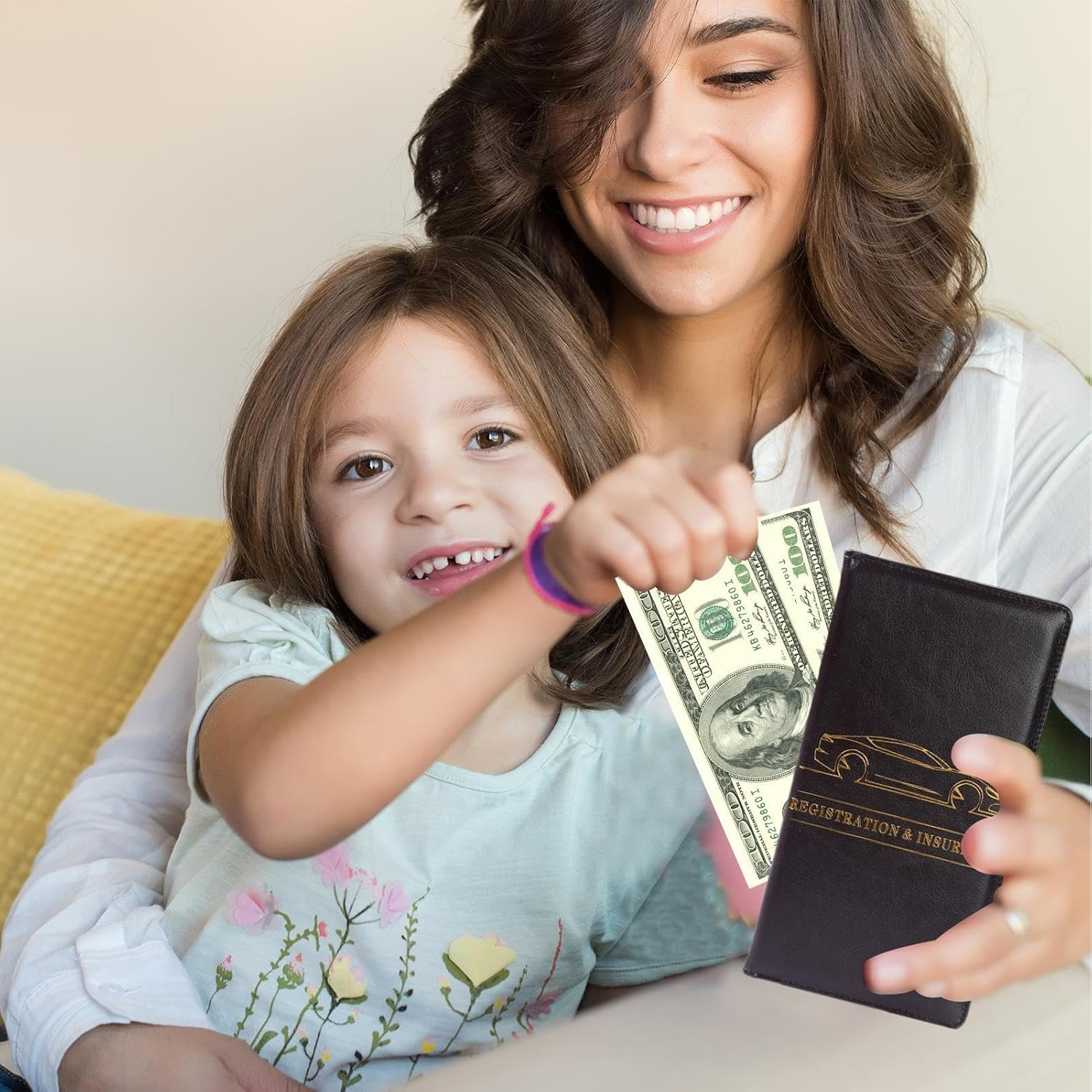 Gacqpli Car Document Bag, Wallet for Driving Licence - Car Insurance PU Wallet, Car Interior Accessories Document Folder for Documents, Cards, Driving Licence image number 4