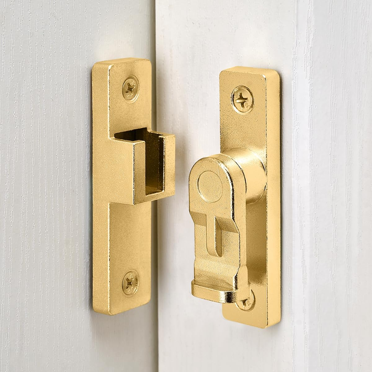 Wocoe 90 Degree Barn Door Latches,Zinc Alloy Right Angle Gate Latches,Door Security Sliding Door Latch Lock Fo Cabinets Bathroom Barn Door Garden Window Garage Door (Matte Black (Luminous))