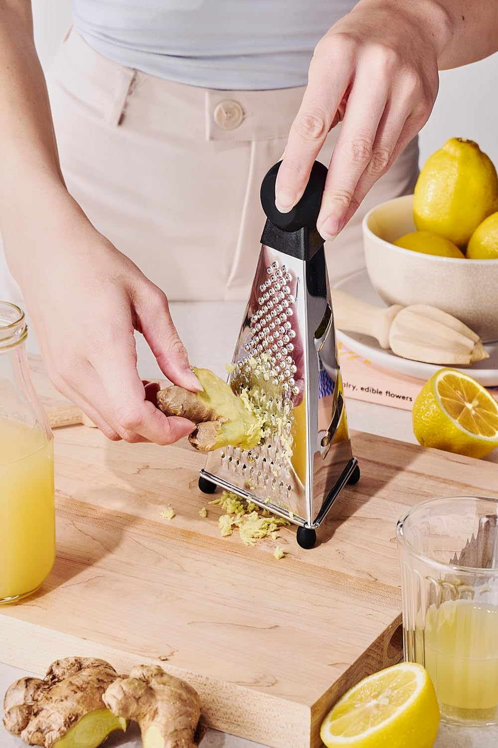 Avanti Lifestyle 3 Way Triangular Stainless Steel Grater, 20 Cm Size Silver/Black image number 3