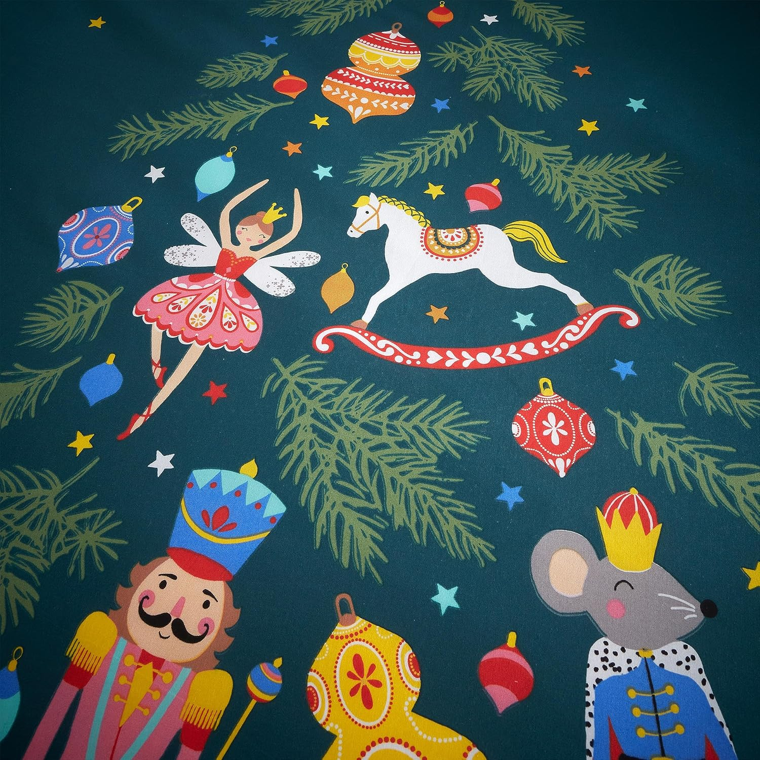 Catherine Lansfield Christmas Nutcracker Reversible Single Duvet Cover Set with Pillowcase Green image number 2