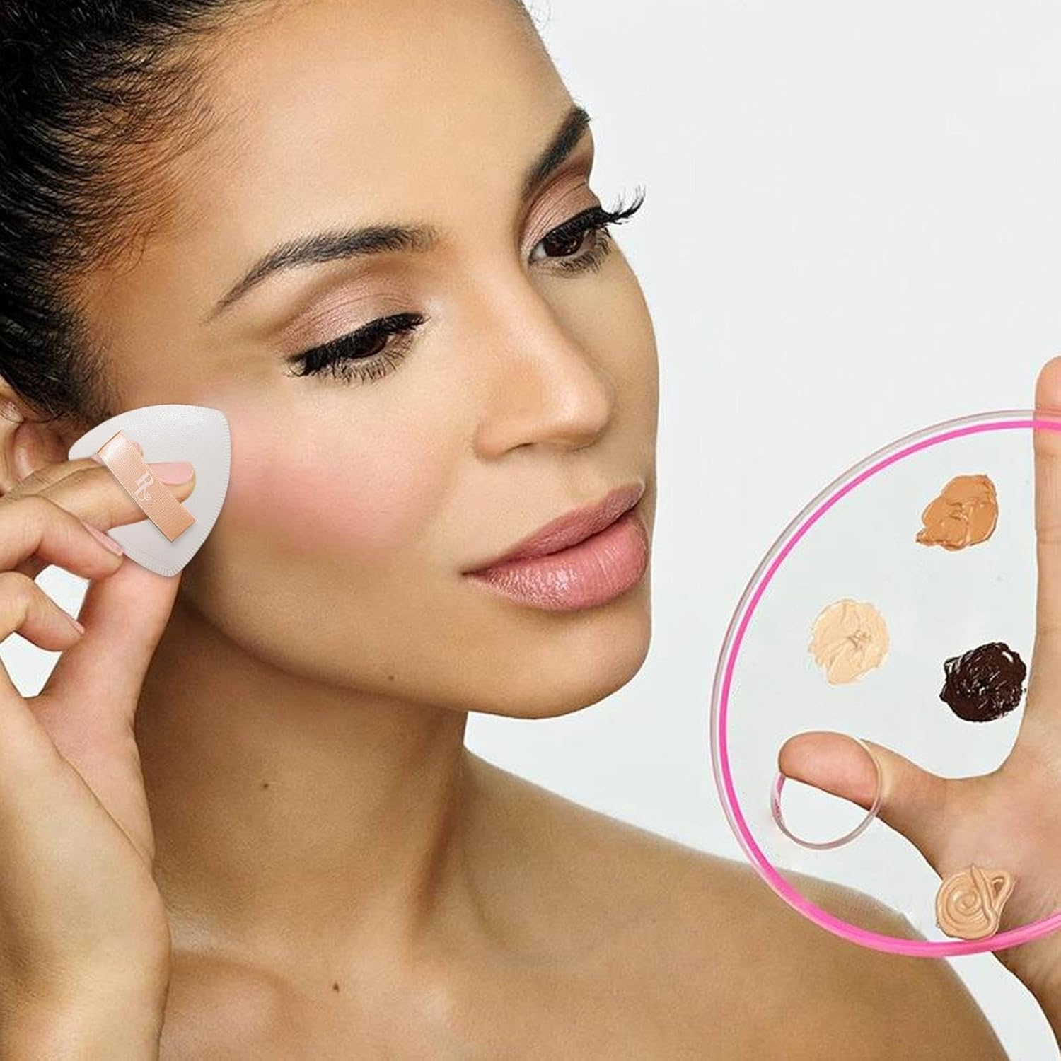 Makeup Puff - Triangle Powder Puff | Wet image number 2