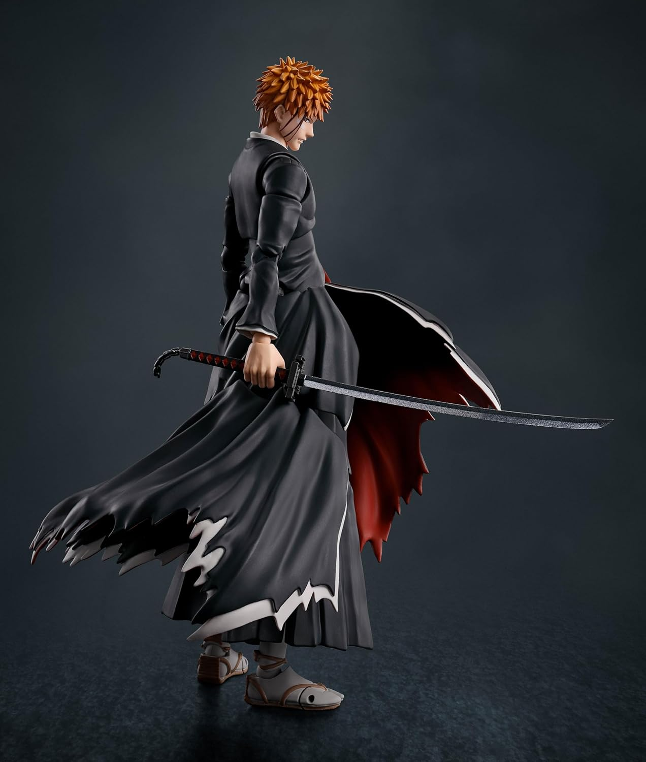 Tamashii Nations S.H.Figuarts Bleach - Ichigo Kurosaki (Getsugatensho) image number 2