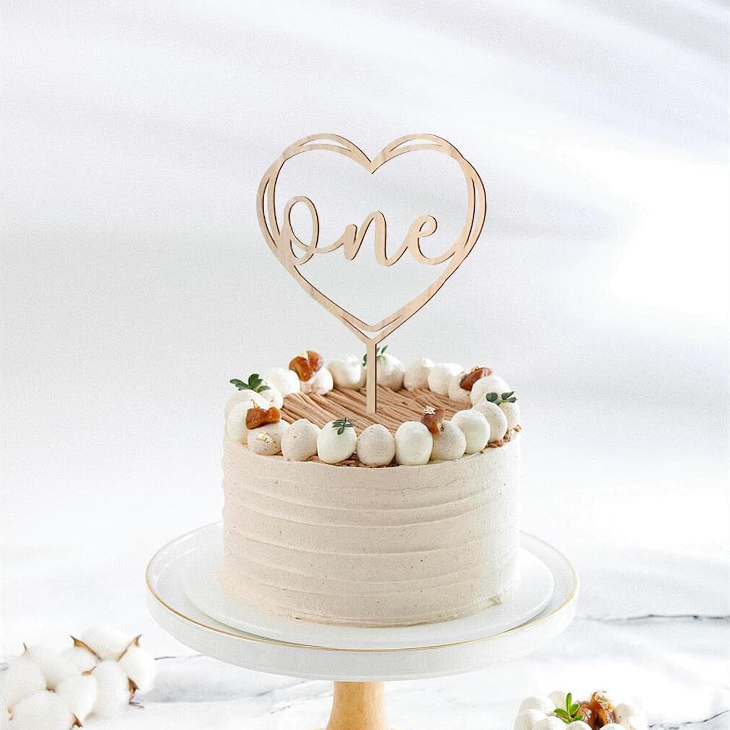 Heart Shaped 'One' Wooden Cake Topper for Birthday, Shower, and Baby Party - Elegant Photo Ready Cake Decoration to Celebrate Special Moments image number 6