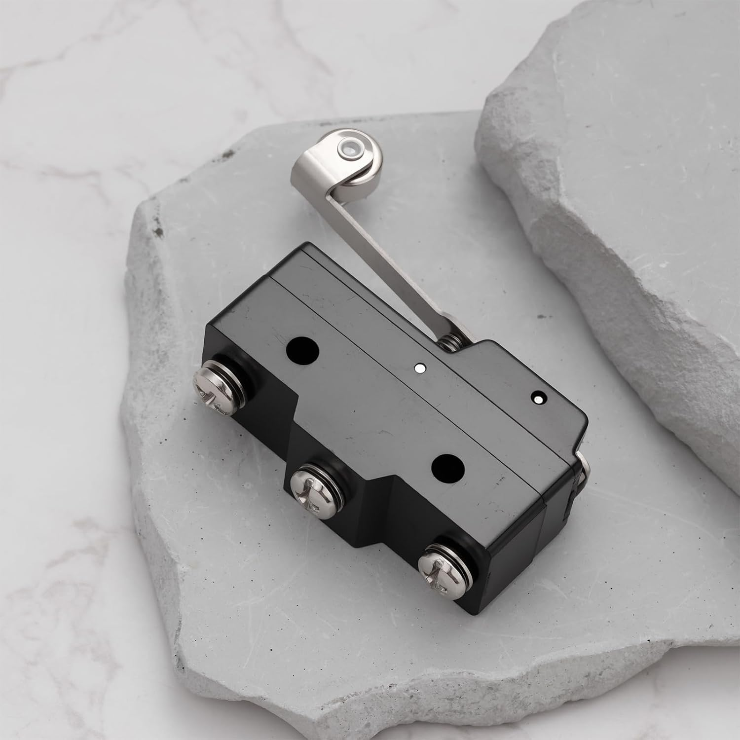 Emsea 2X TM-1703 Micro Switch 15A 250VAC NO/NC SPDT Long Hinge Roller Lever for Switch Detection image number 4