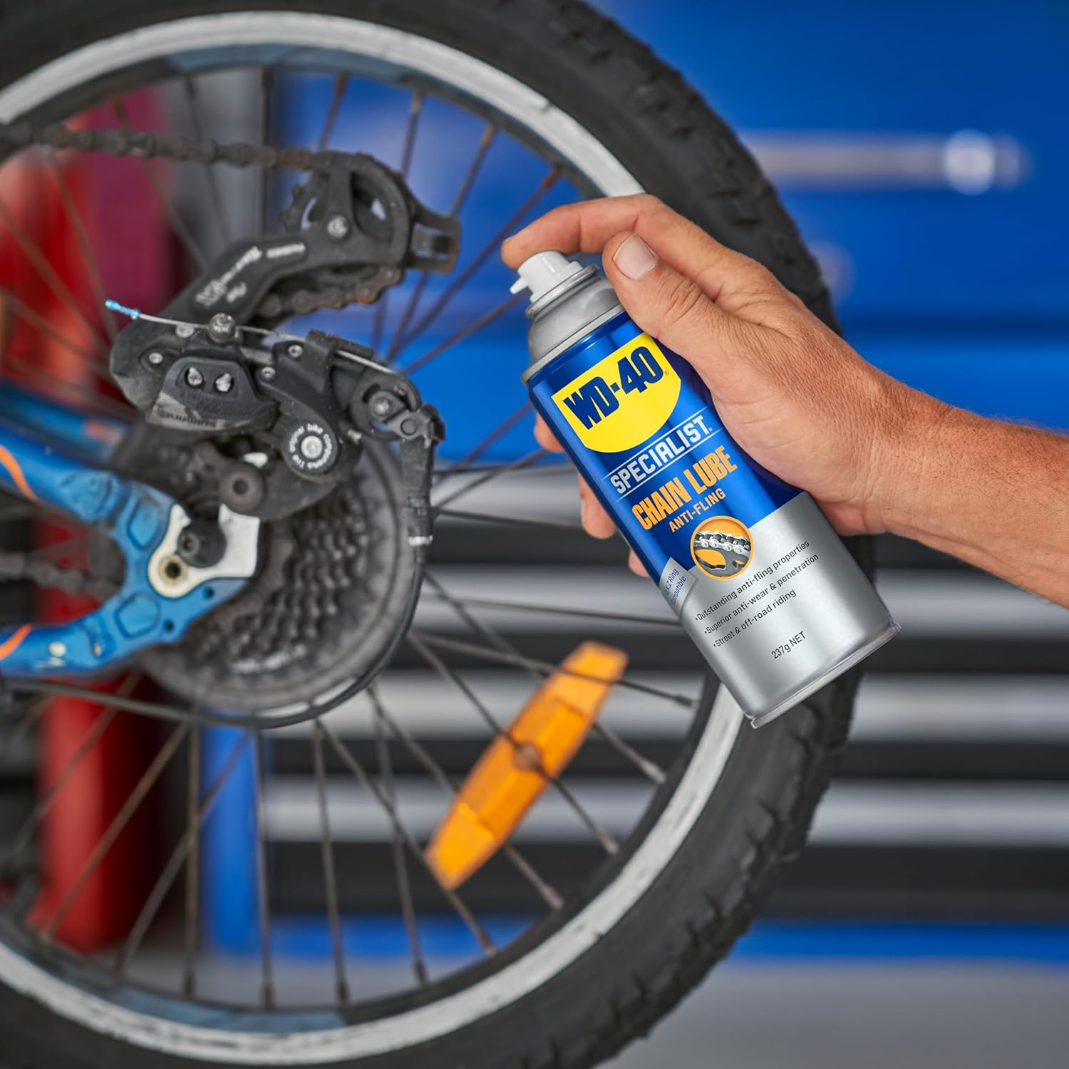 WD-40 Specialist Anti-Fling Chain Lube 237 G image number 6