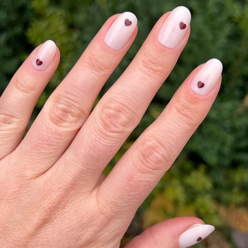 Vampy Heart Press-On Part-Of-Set &ndash; Olive and June