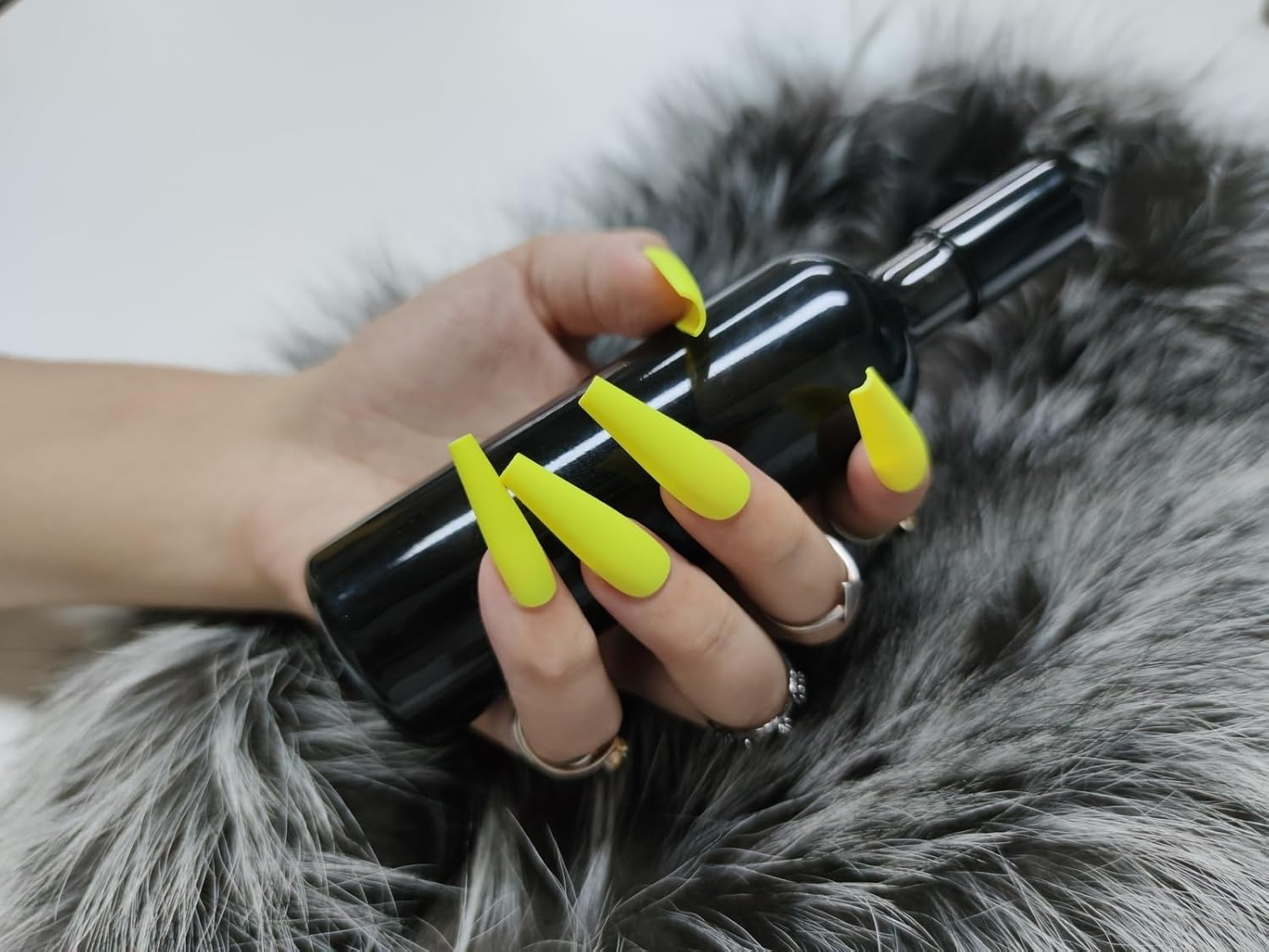 Press on Nails Fake Long Coffin Nail Tips Yellow Matte 20 Pcs