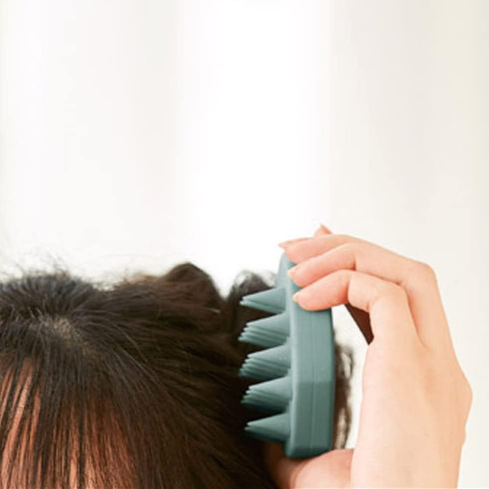 35065 Shampoo Brush, Silicone, Comfortable, Scalp Massage, Promotes Blood Circulation, Prevents Hair Loss, Tight & Easy Daily Massage Brush image number 3