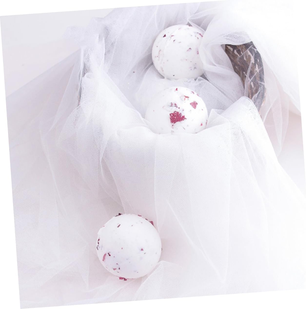 Ipetboom 2Pcs Balls Essential Oil Balls Bath (White)