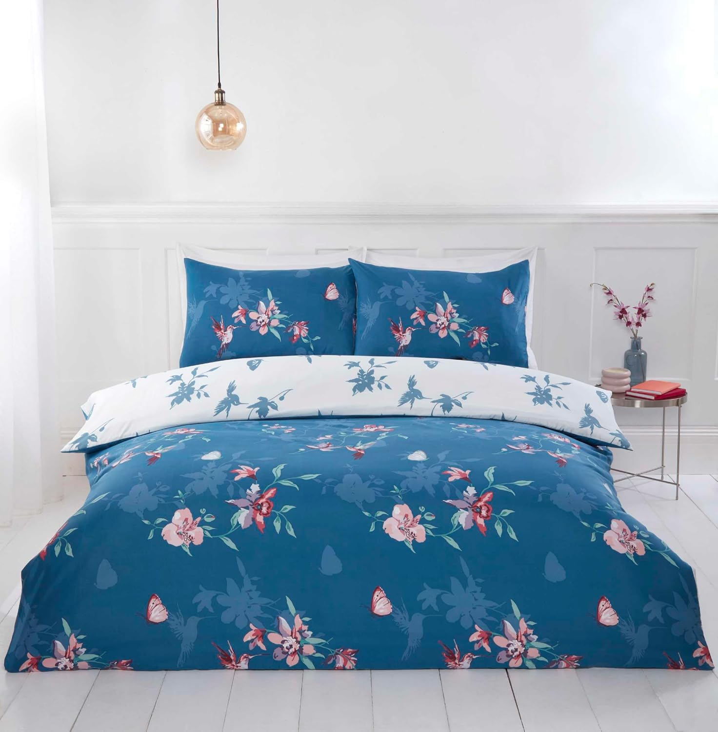 Rapport Home Blue Kingsize Microfibre Duvet Set - Hummingbird Floral Reversible 180 Thread Count Soft Non-Iron Bedding Set &ndash; Floral Duvet Cover Set Featuring Birds, Flowers and Butterflies