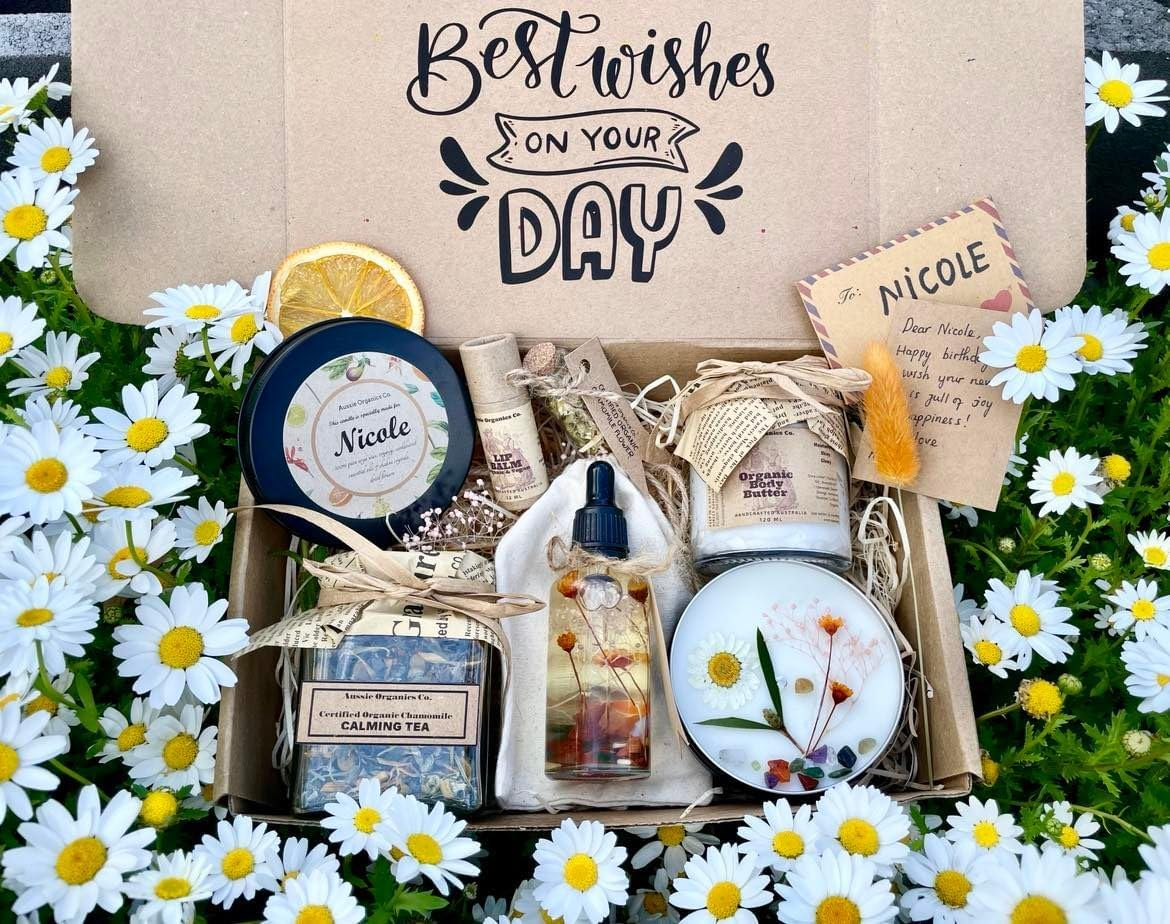 Personalised Birthday Spa Gift Box image number 2