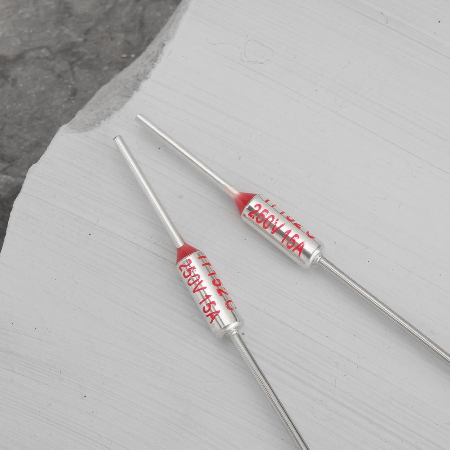 YINETTECH 10Pcs Thermal Fuse Cutoff RY Type TF 152&deg;C 305.6&deg;F 15Amp 250V Electrical Safety Fuse Overheat Protection Fuse for Electrical Equipment Overheating Protection image number 2