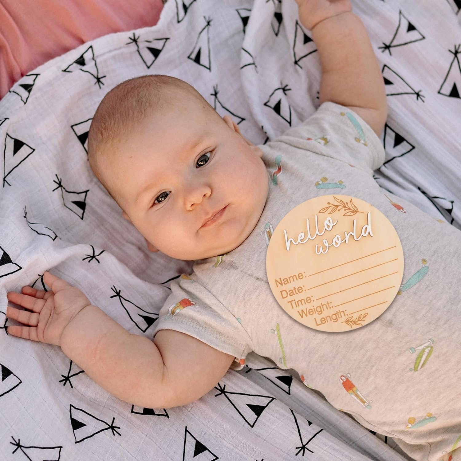 Toddmomy 2Pcs Wooden Baby Birth Announcement Sign Discs Newborn Milestone Cards Nursery Announcement Board Baby Monthly Props for Infant Growth Tracking image number 4