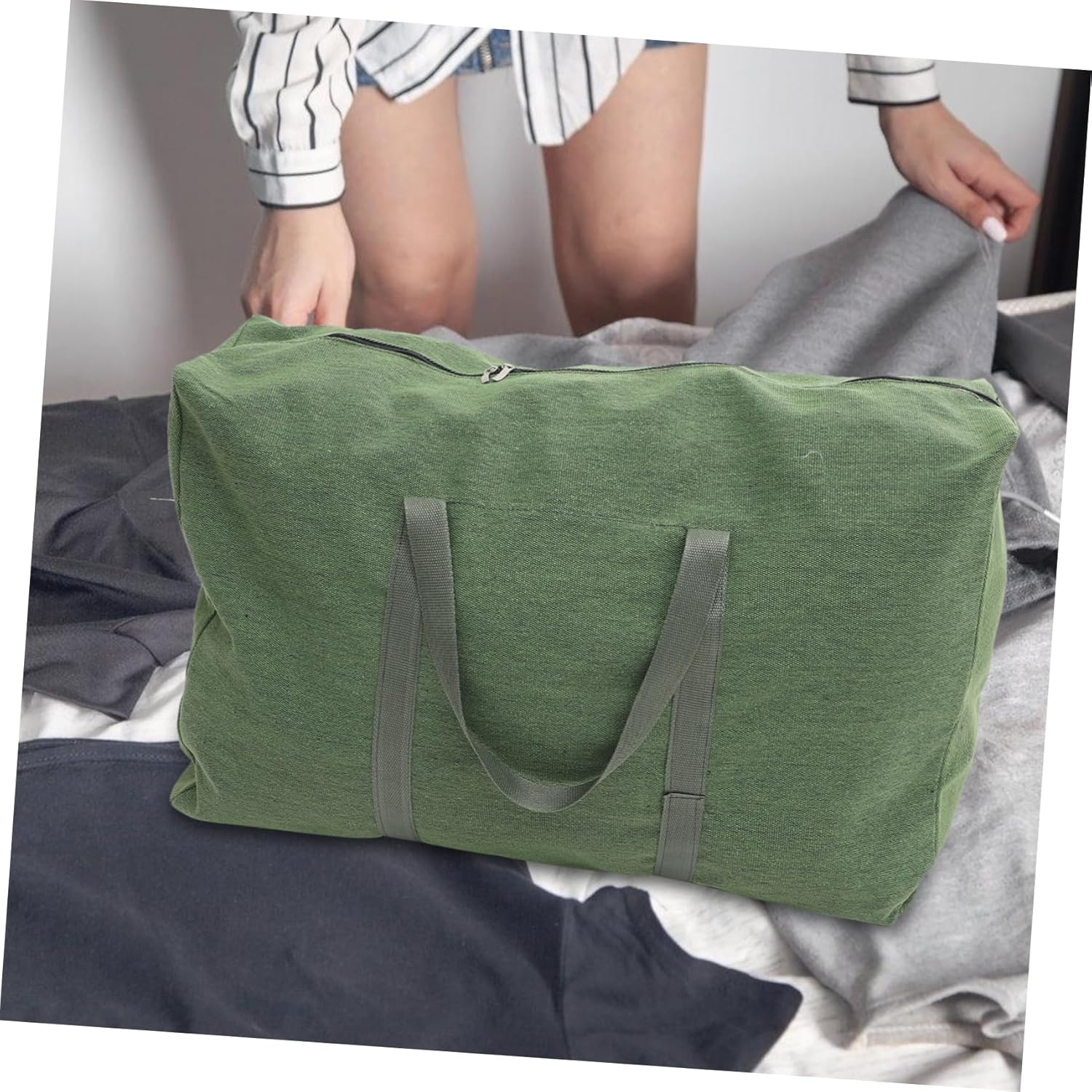 Outanaya Large Capacity Travel Duffle Bag Canvas Luggage Olive Green Military-Style Heavy Duty Carry Handle Weekender Bag for Moving Storage and Travel Random Color image number 3