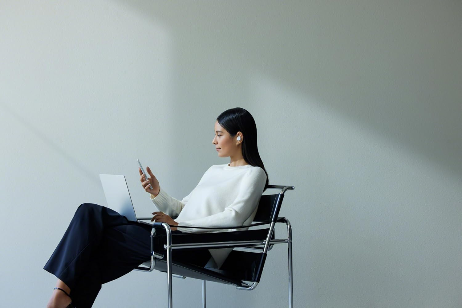 Sony WF-C710N Truly Wireless Earbuds with Noise Cancelling, White - Ice Blue image number 6