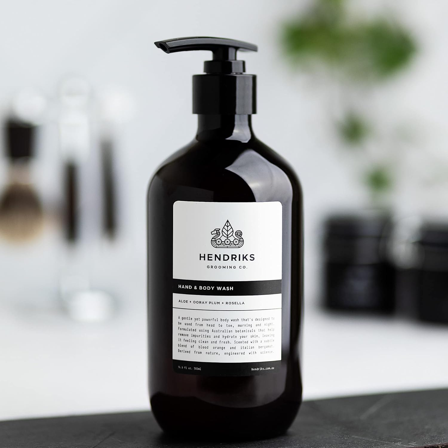 Hendriks&trade; Hand & Body Wash for Men | Natural, Sustainable, Vegan | Aloe + Ooray Plum + Rosella Flower | 500Ml image number 4