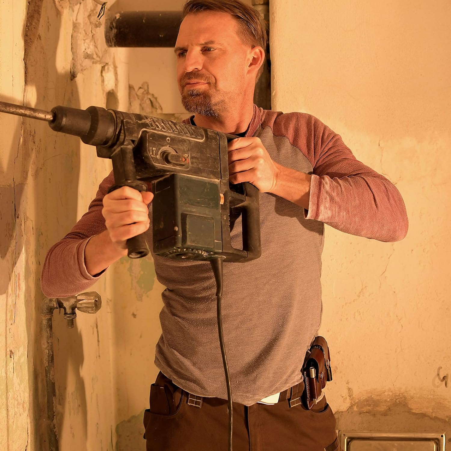 Ledertaff Premium Leather Holster Case for Leatherman Wave, Bit Kit, Bit Driver Extender and Torch, Leatherman Wave Plus, Charge Plus, TTI, Skeletool, Rebar, Rev, Sidekick, Wingman - Black image number 5