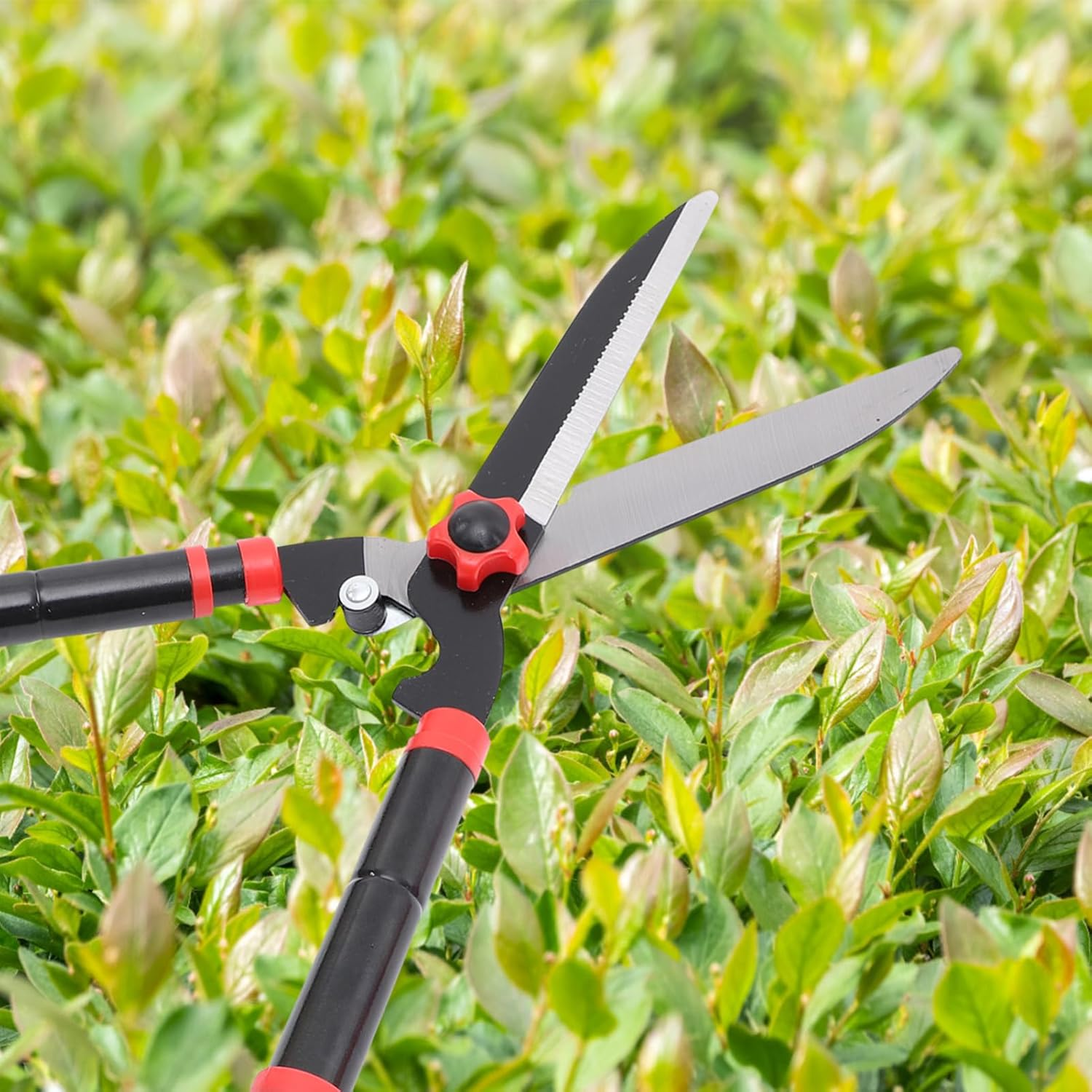 UPKOCH Manual Hedge Trimmer Angle Design Retractable Pruning Shears Gardening Tools for Trimming Shrubs Hedges and Bushes image number 1