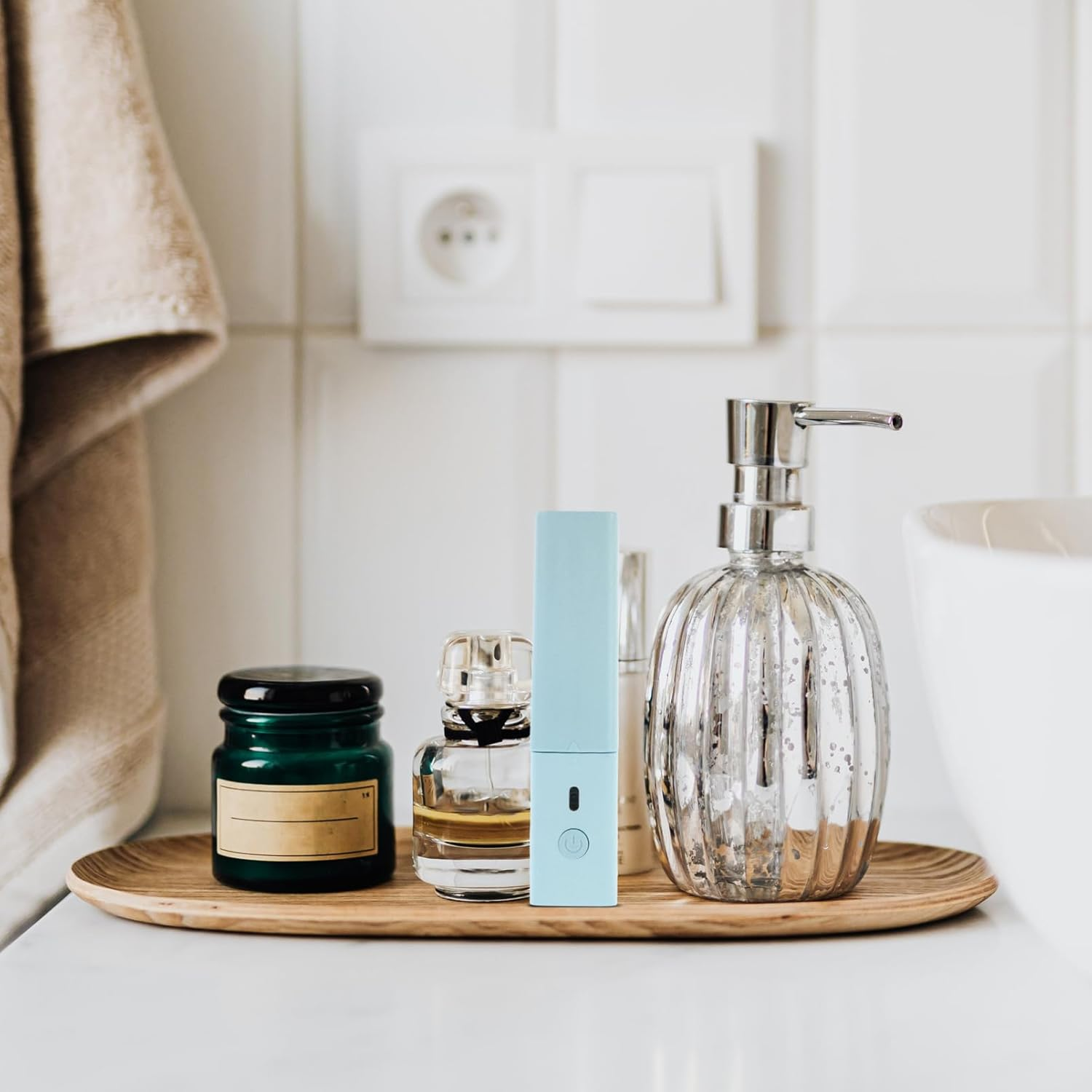 Auto Hair Curler and Pocket Hair Straightener USB Mini Ceramic Styling Tool for Constant Temperature and Portable Design for Travel and Daily Use image number 3