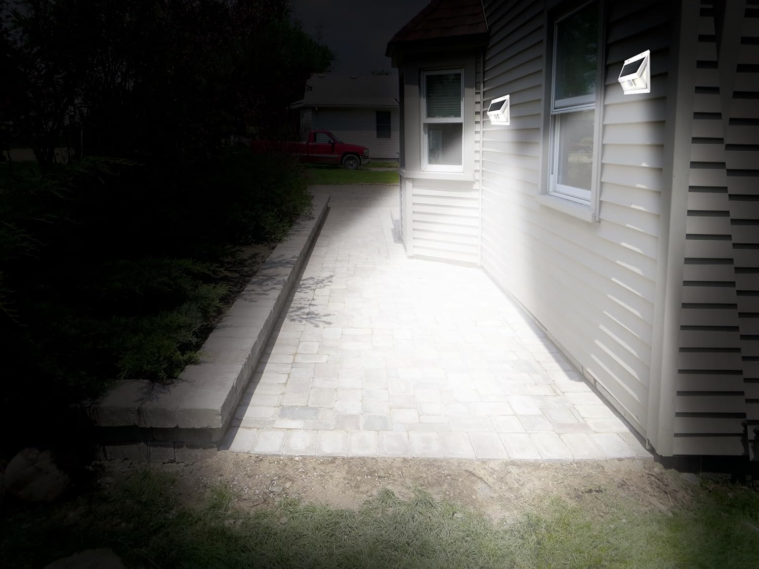 25Th Super Bright Solar Motion Sensor Light image number 2