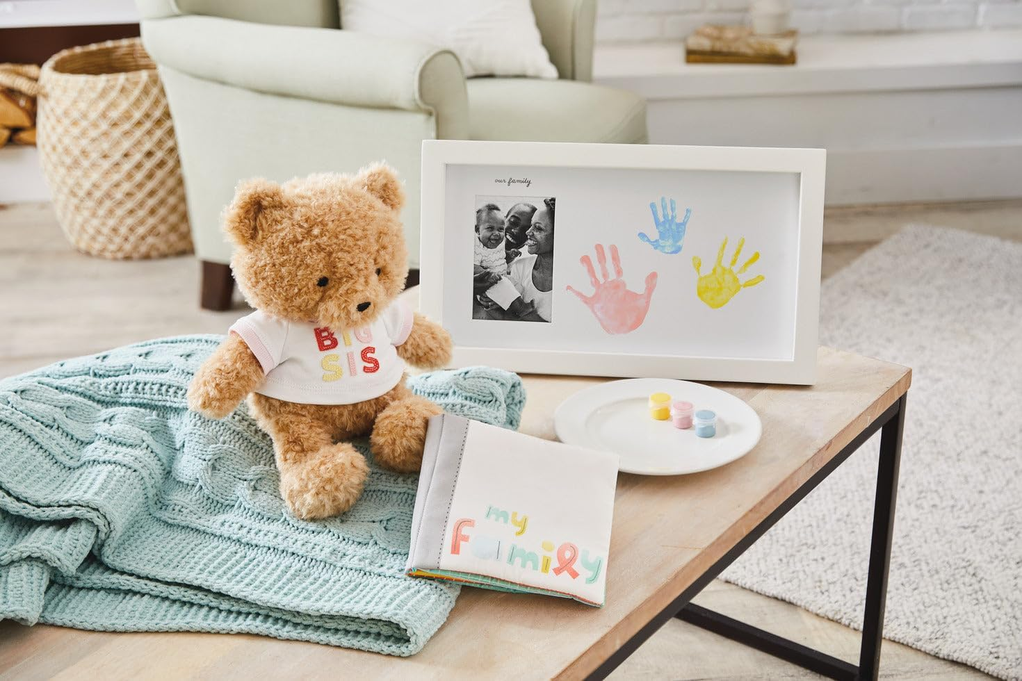 Hallmark My Family Soft Photo Book/Photo Album - Pvc-Free Memory Collection Book/Soft Baby Book - 8.5" X 6.5" X 0.75" image number 4