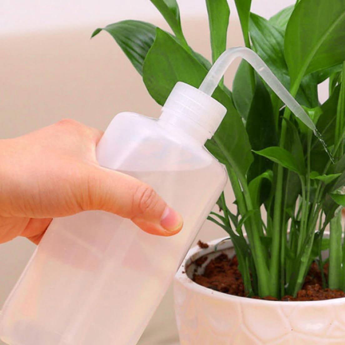 Tattoo Squeeze Bottle, 250Ml Plastic Safety Wash Bottle with Scale, Eyelash Cleaning Washing Bottle, Tattoo Wash Bottle for Tattoo Supplies image number 5