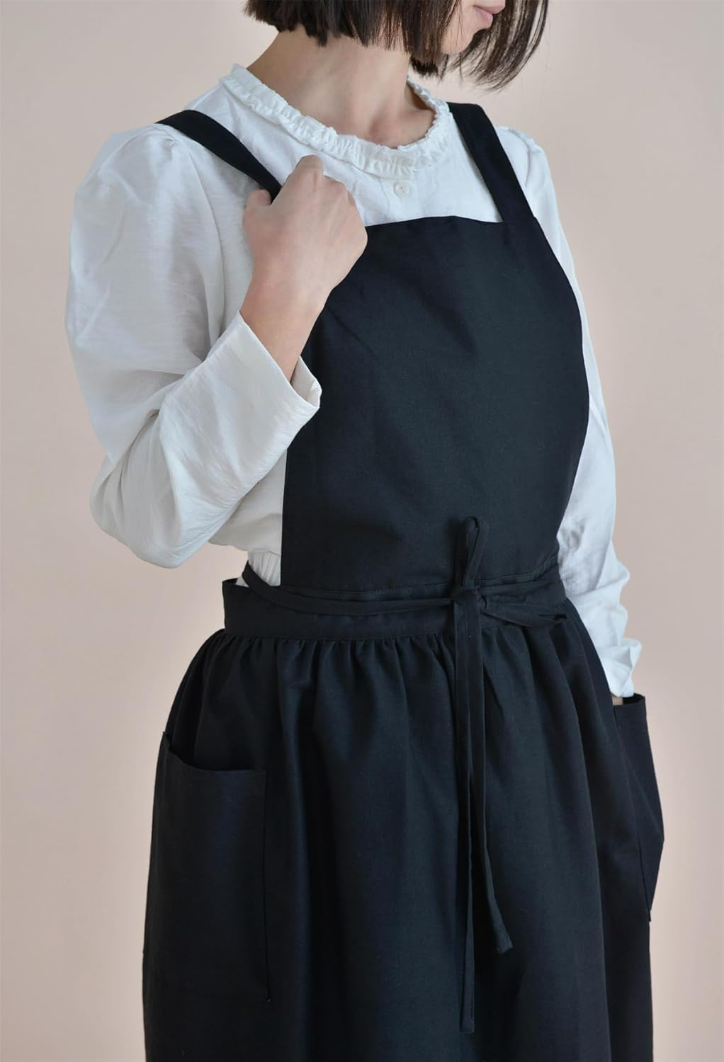 Cotton Solid Color Pinafore with Pockets Cross Back Straps Casual Bib Aprons Cooking Gardening Coffee Shop image number 5