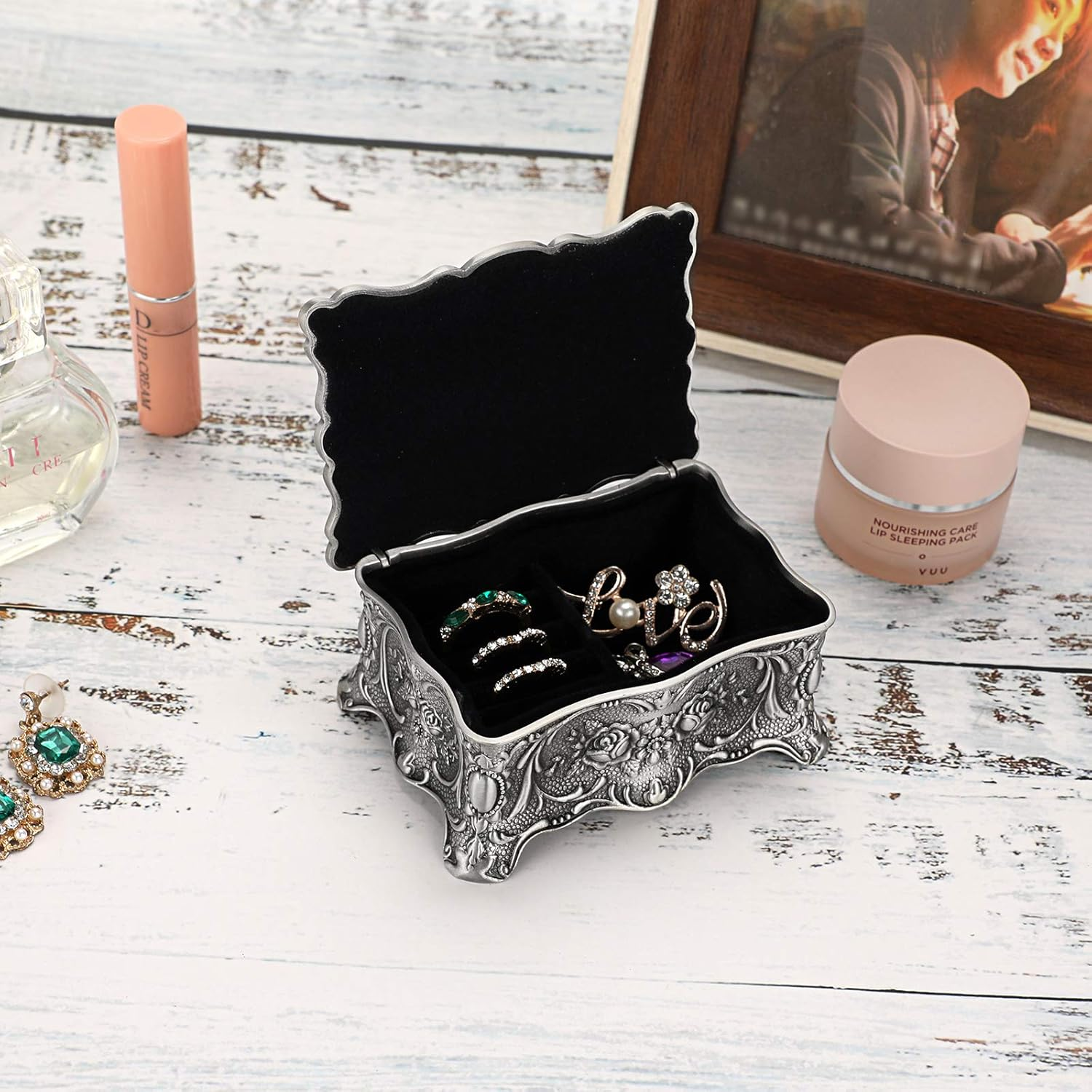 Hipiwe Vintage Jewelry Box, Metallic Grey Floral Rectangular Treasure Chest Box, 3.7" X 2.7" X 2", Keepsake Gift Box Case for Women Girls